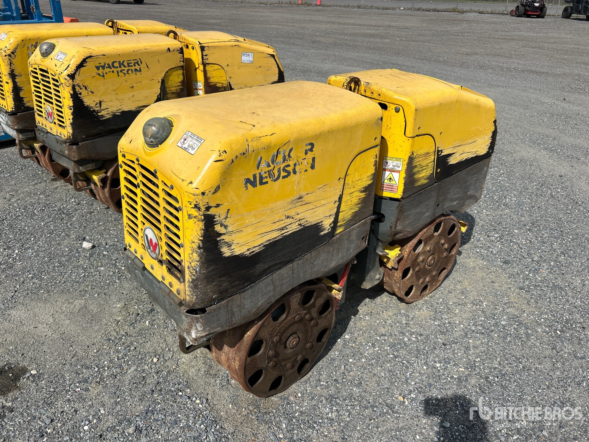 General Appearance with Imagen: esquina trasera derecha