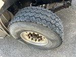 Underbody with Right Steer Tire
