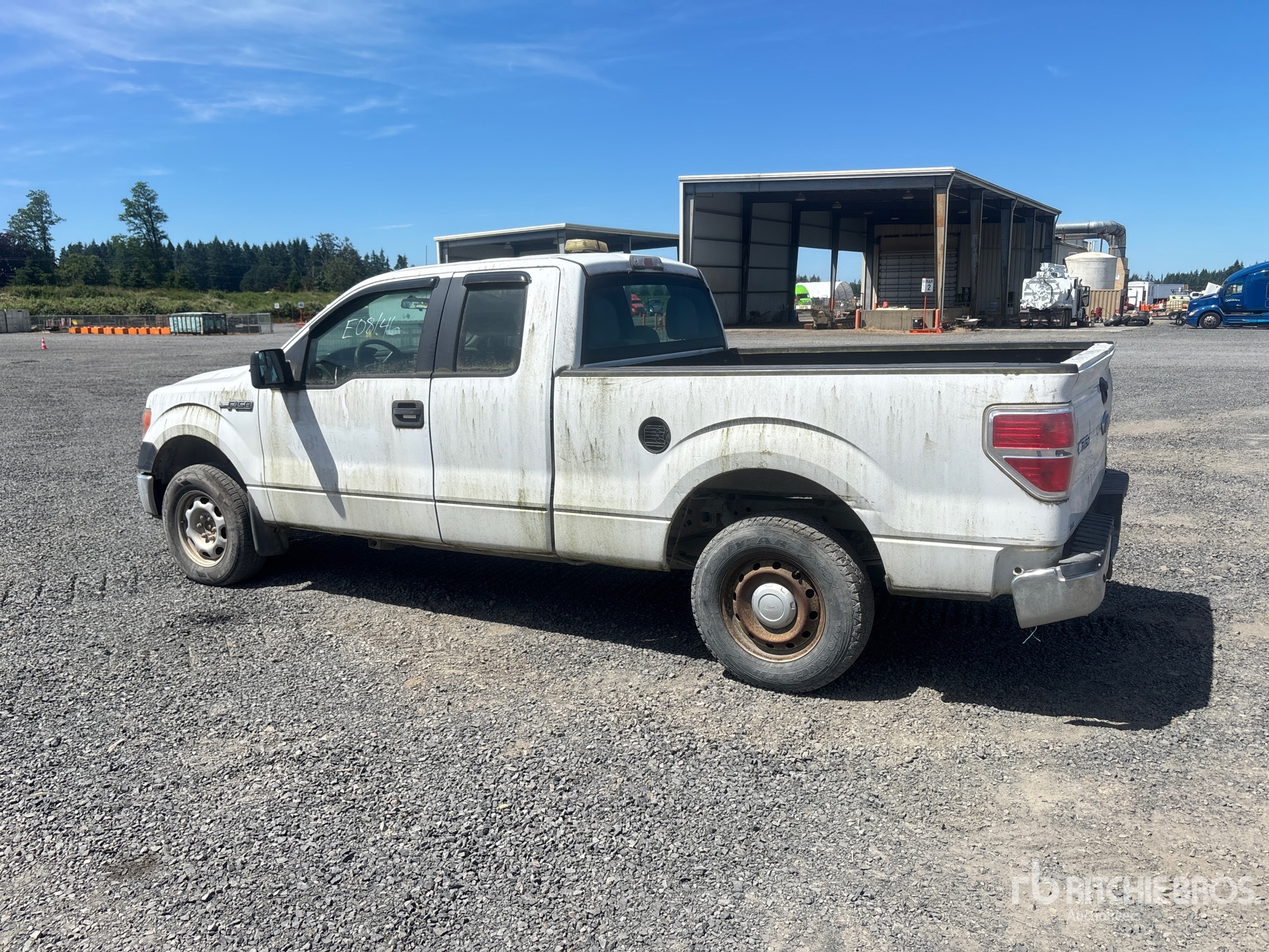General Appearance with Picture, Left Rear Corner