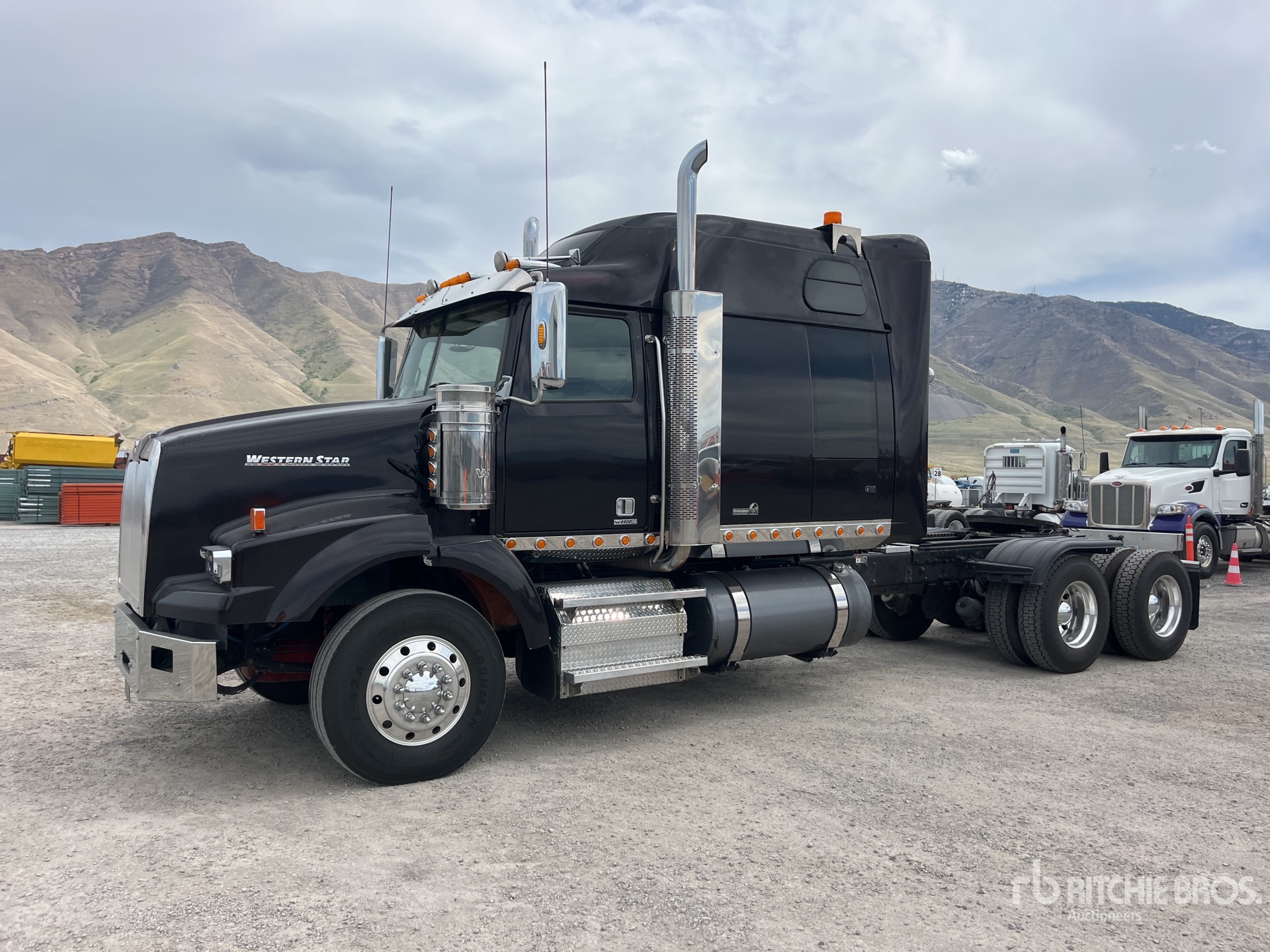 Aspect général with Image, coin avant gauche