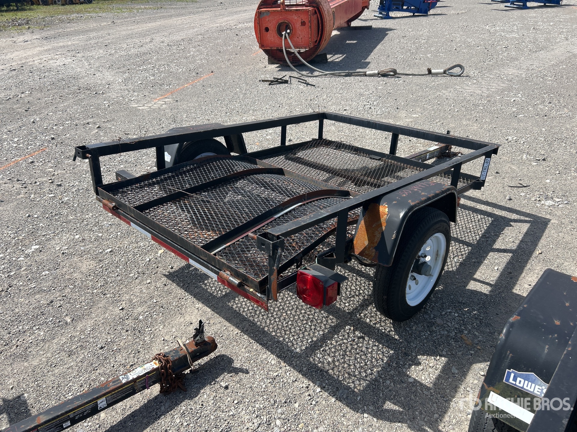 General Appearance with Picture, Right Rear Corner
