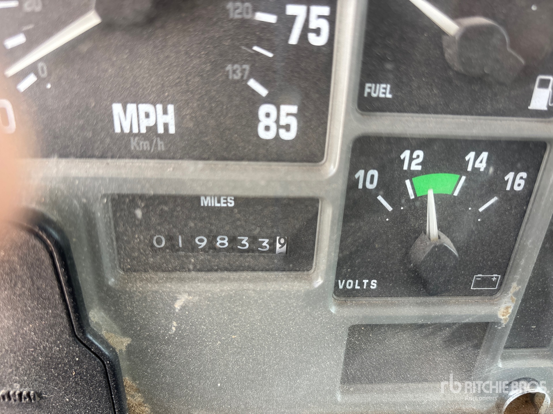 2000 International 4900