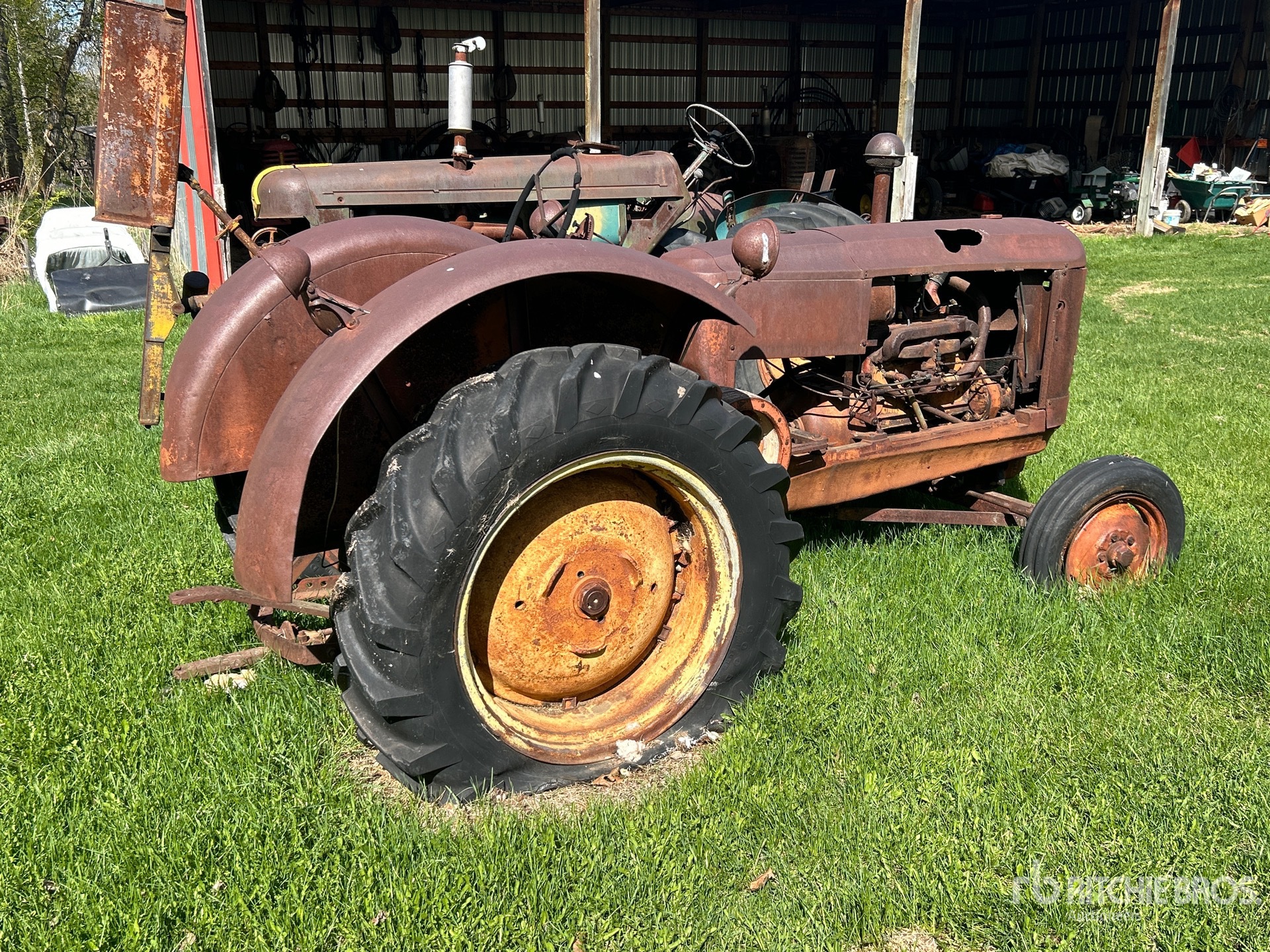 General Appearance with Picture, Right Rear Corner