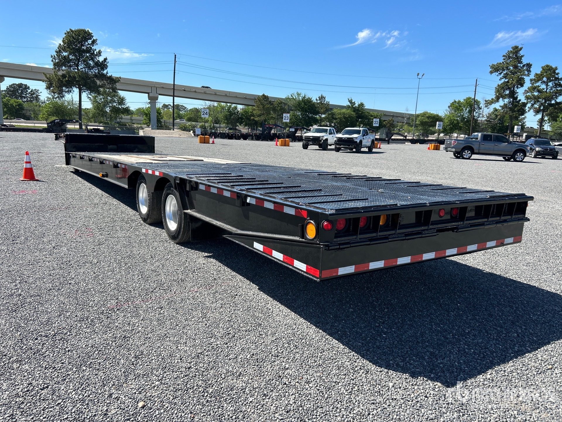 General Appearance with Imagen: esquina trasera izquierda