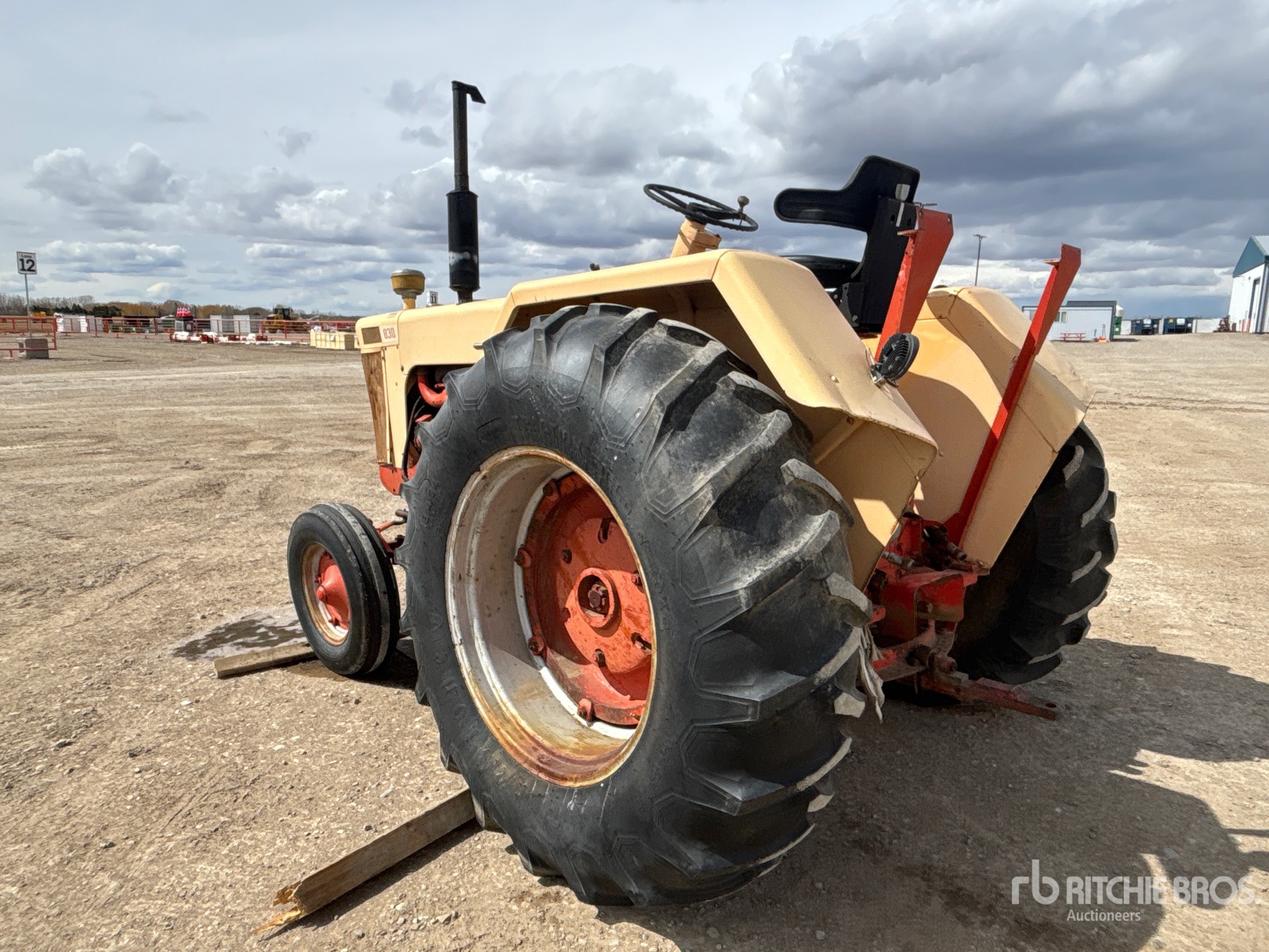 General Appearance with Image, coin arrière gauche