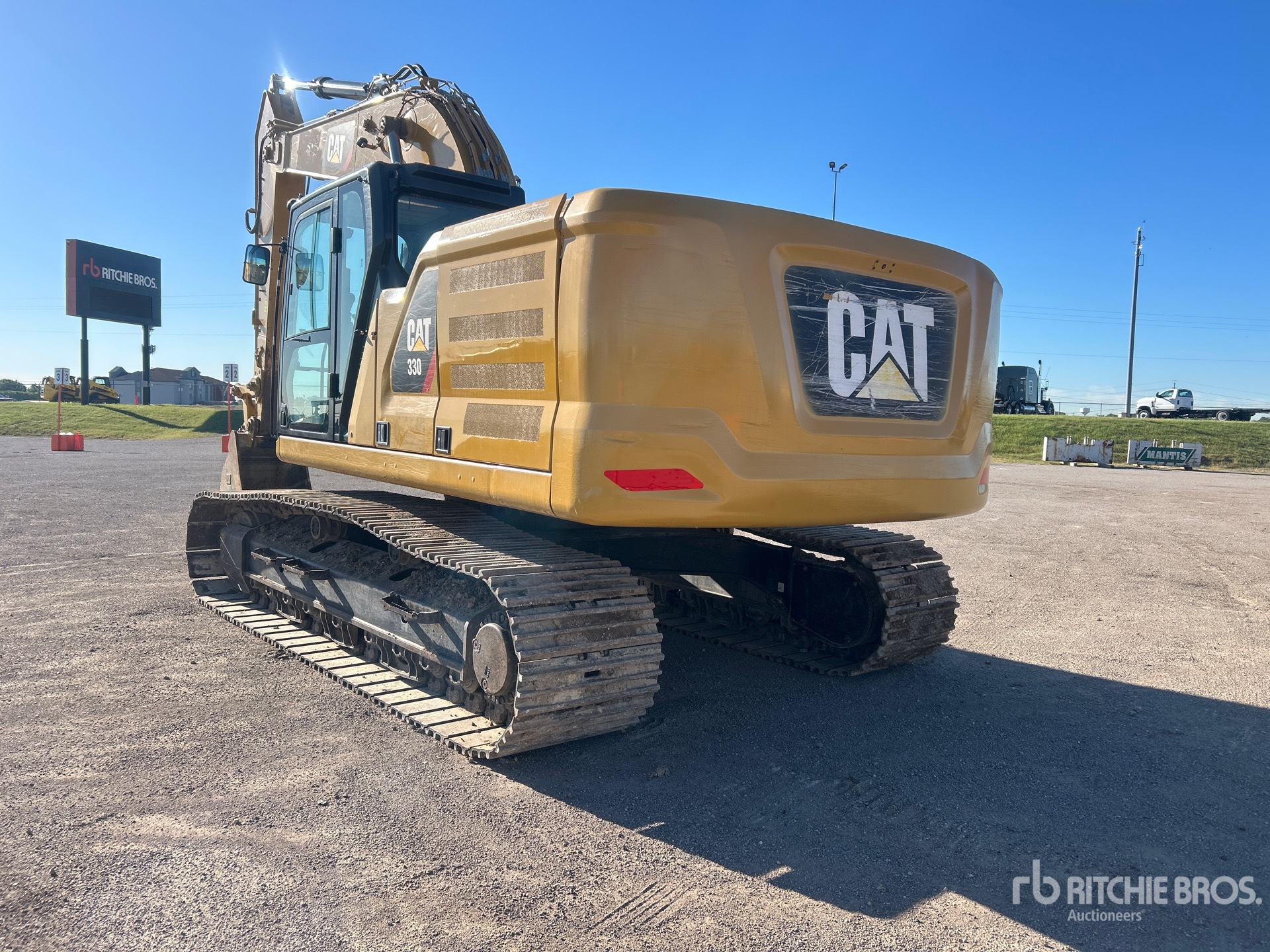 General Appearance with Picture, Left Rear Corner