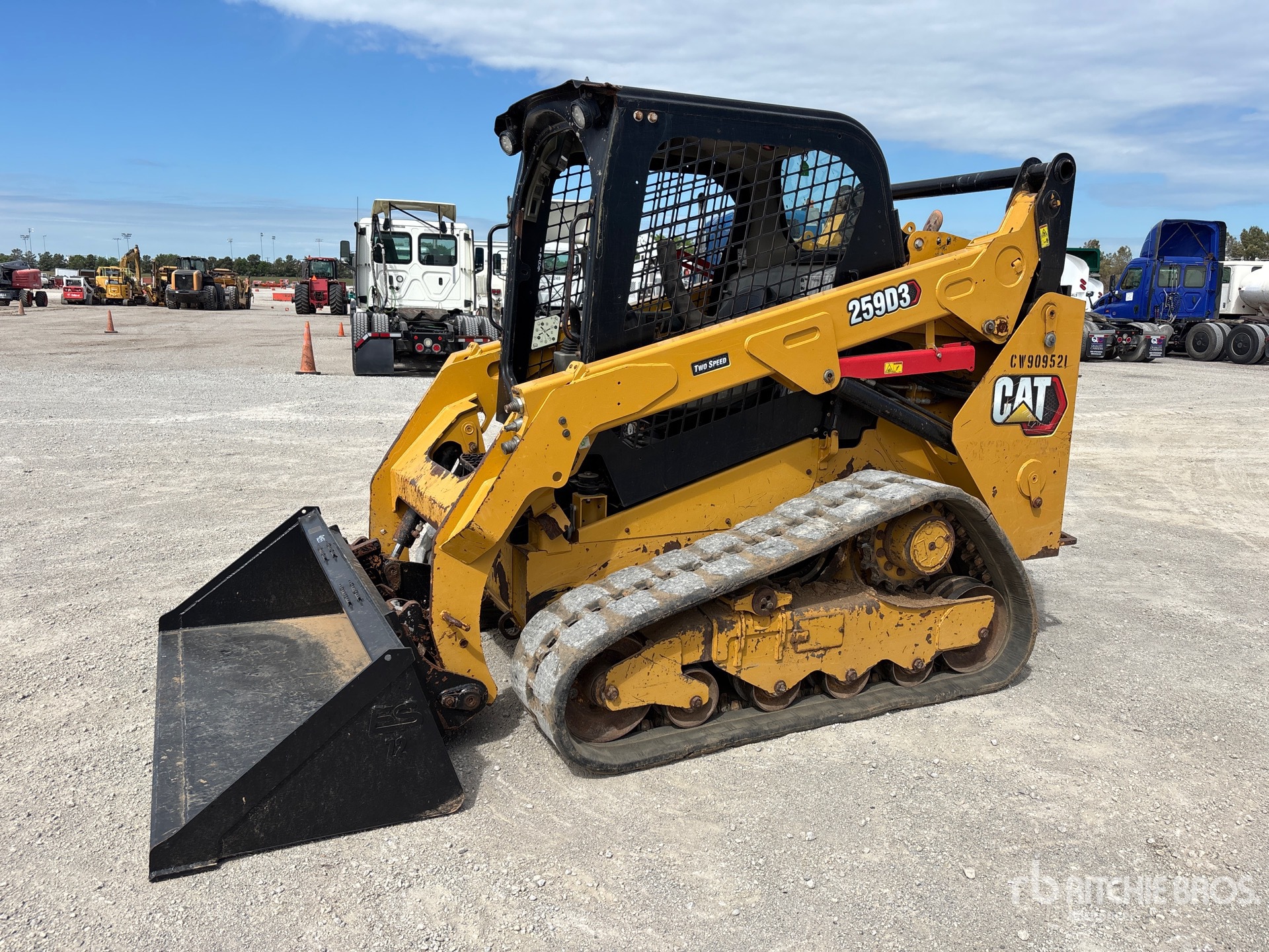 General Appearance with Picture, Left Front Corner