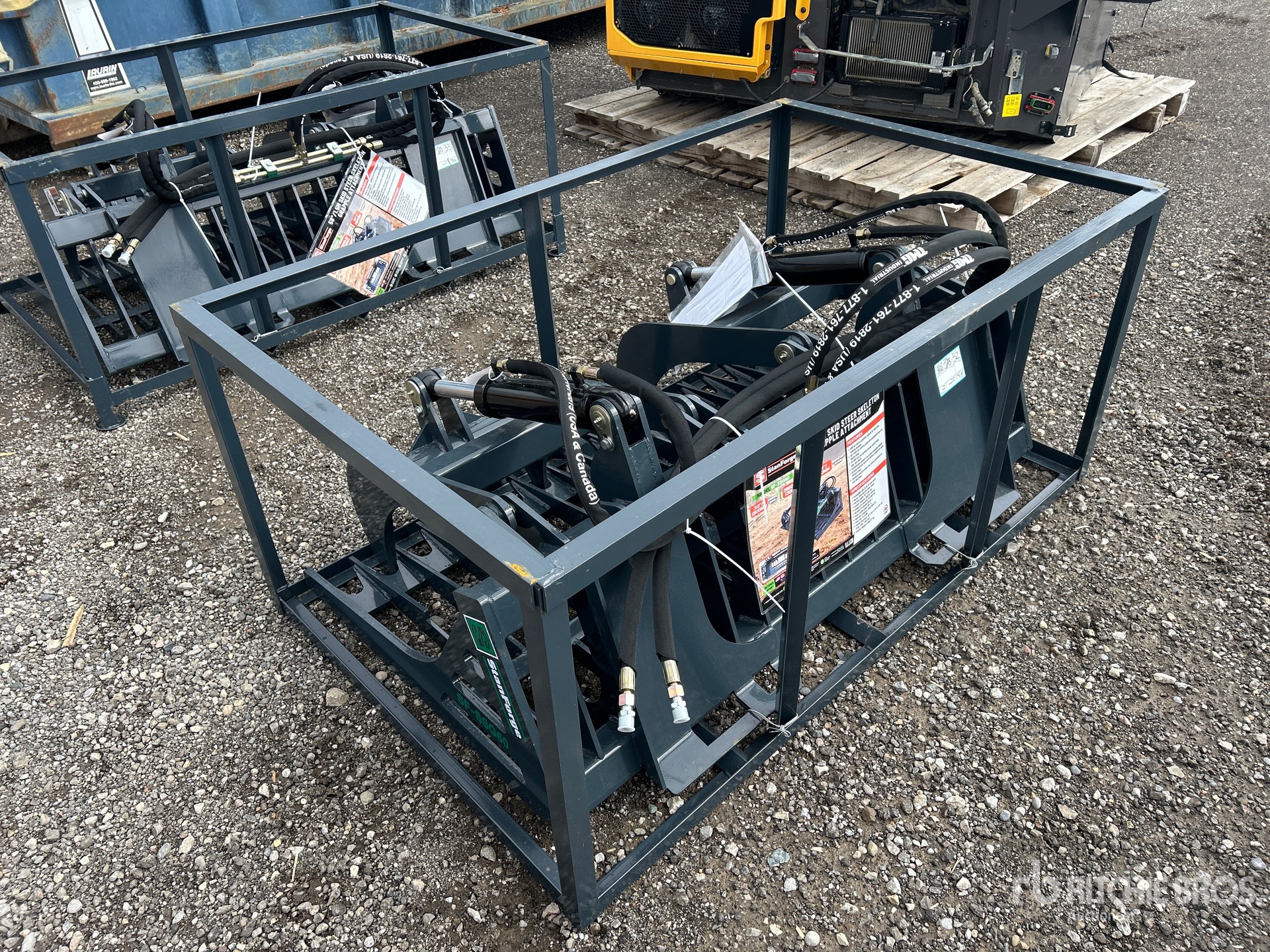 General Appearance with Zdjęcie, lewy dolny róg