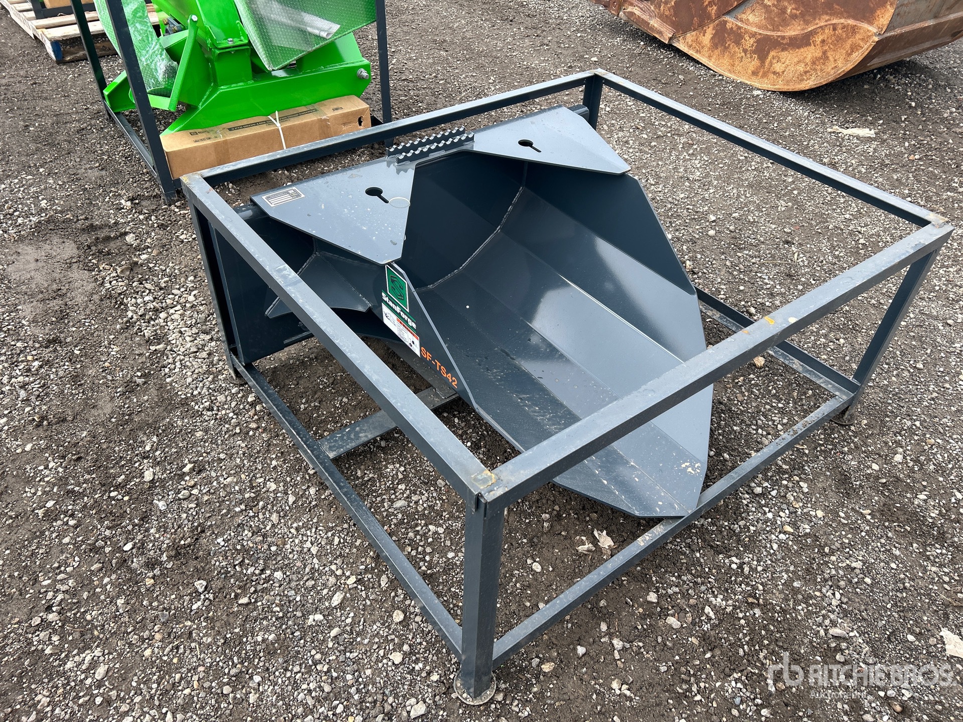 General Appearance with Picture, Right Front Corner