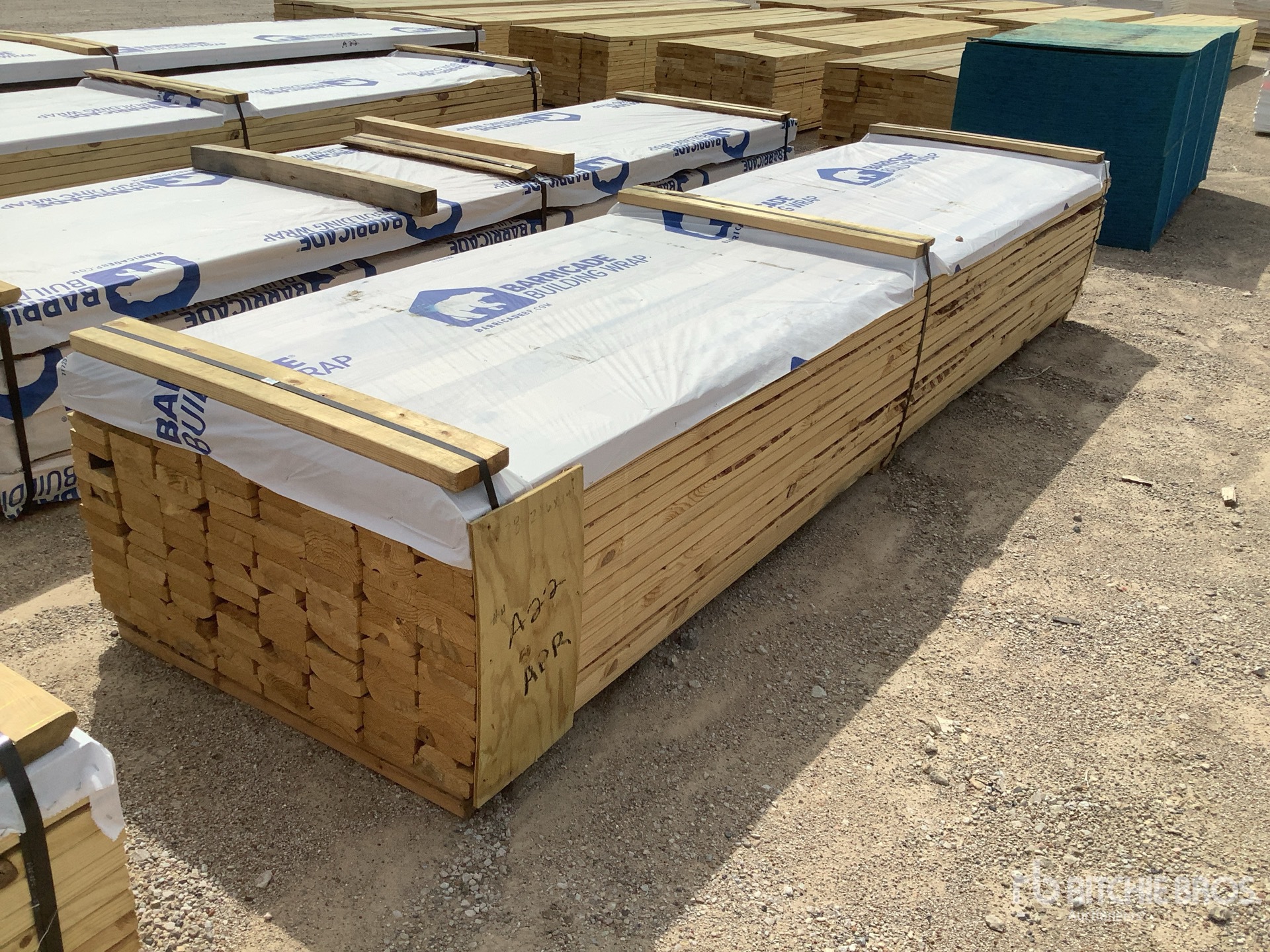 General Appearance with Foto, angolo posteriore sinistro