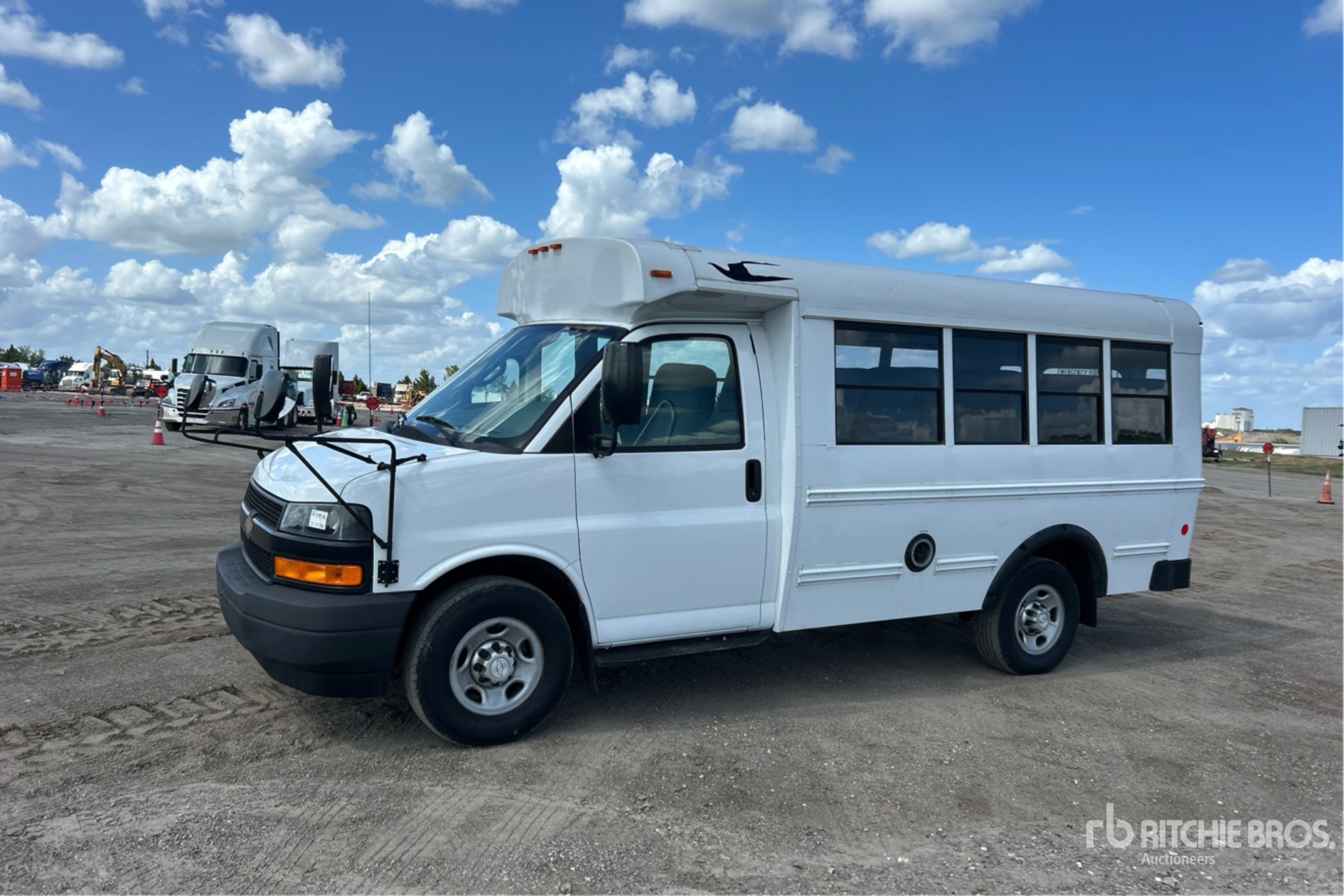 General Appearance with Picture, Left Front Corner