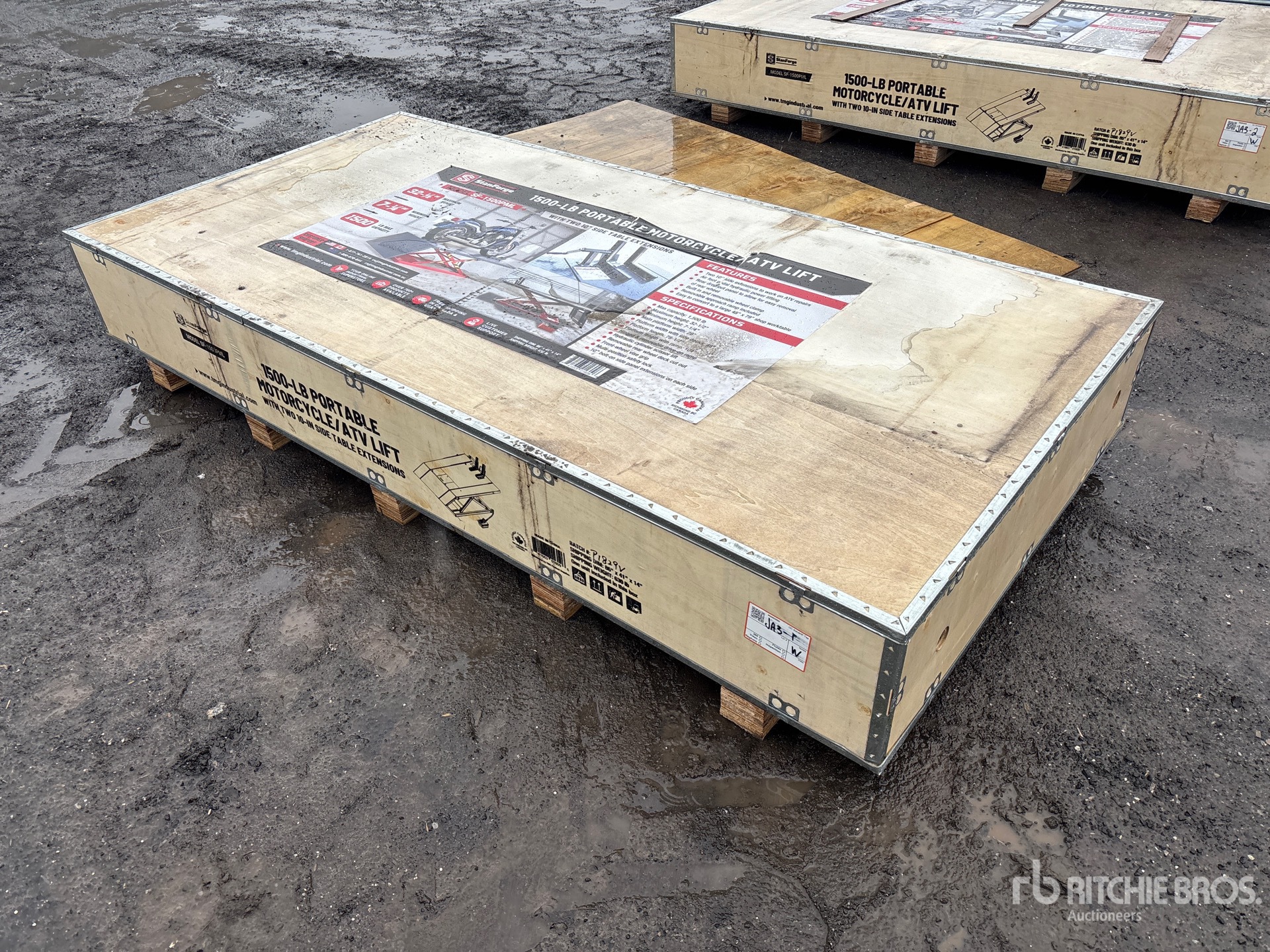 General Appearance with Picture, Left Front Corner