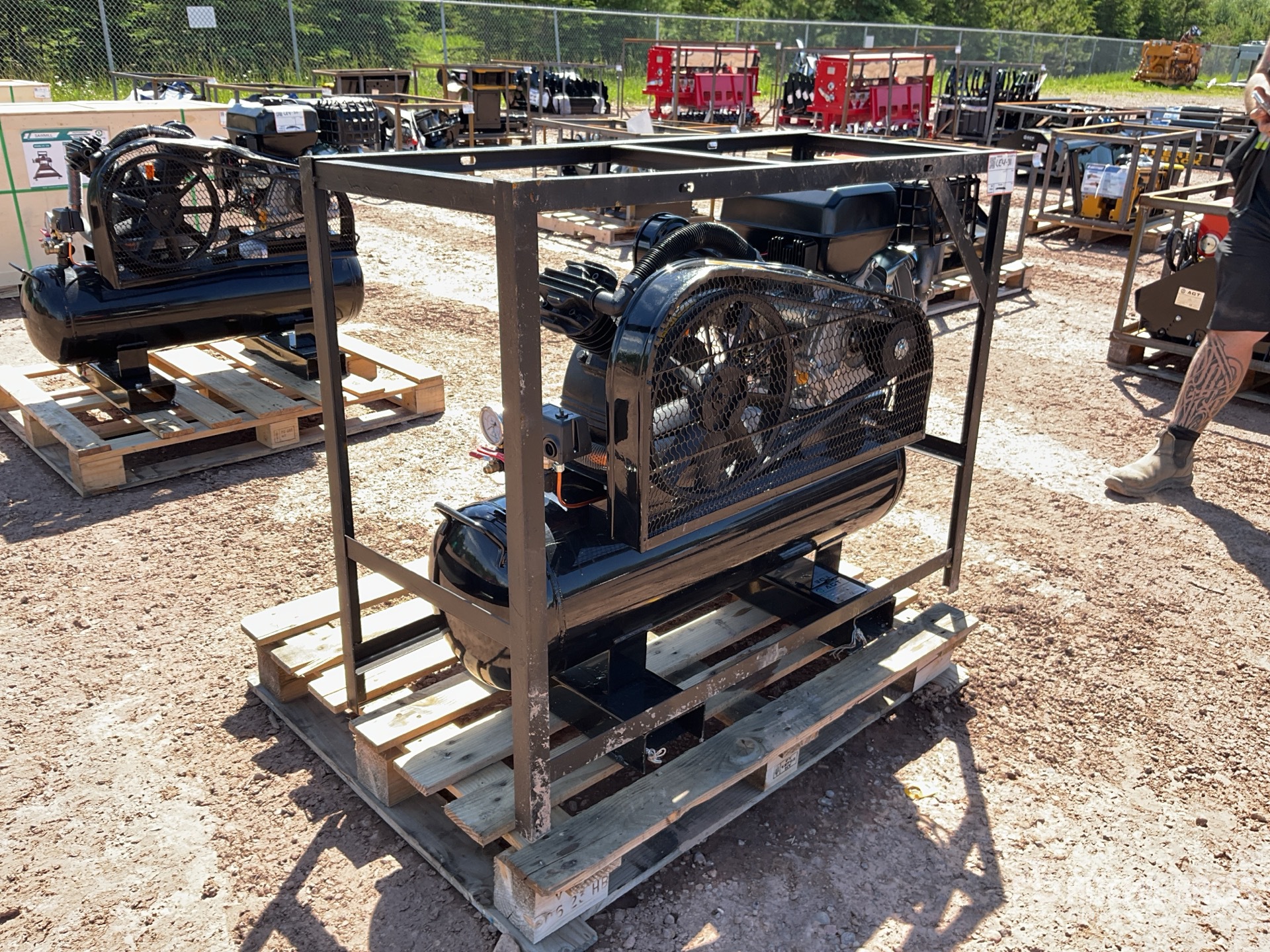 General Appearance with Picture, Right Front Corner