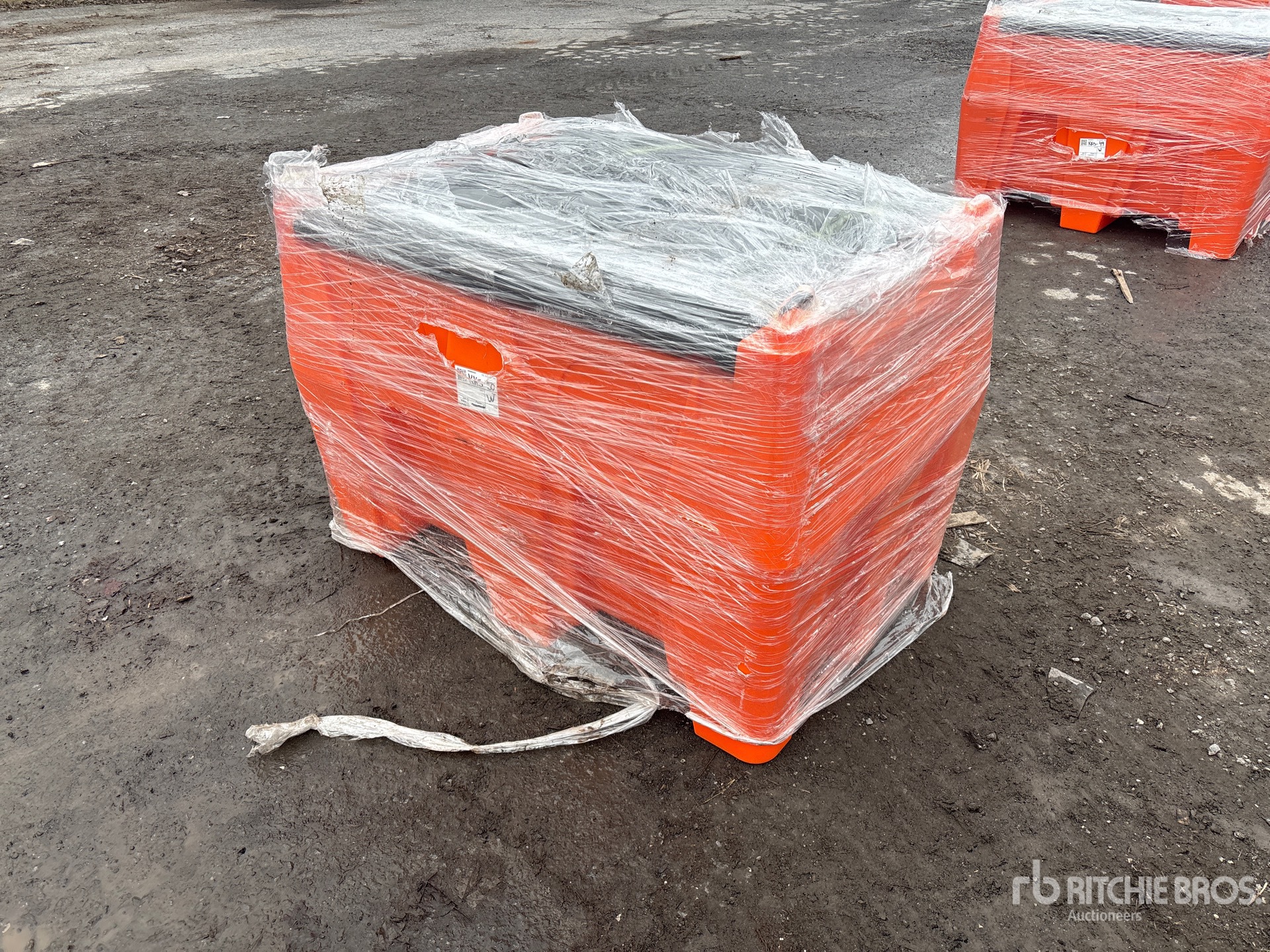 General Appearance with Image, coin avant gauche