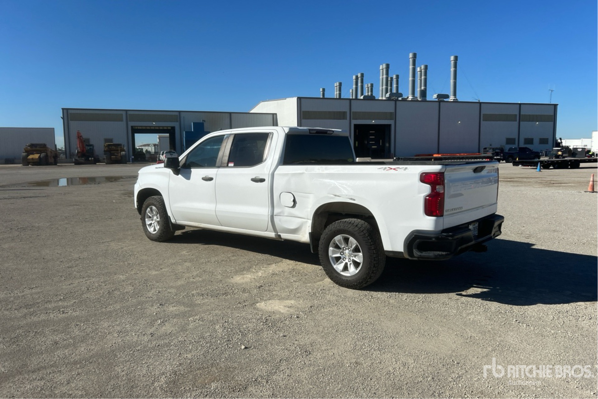 General Appearance with Picture, Left Rear Corner