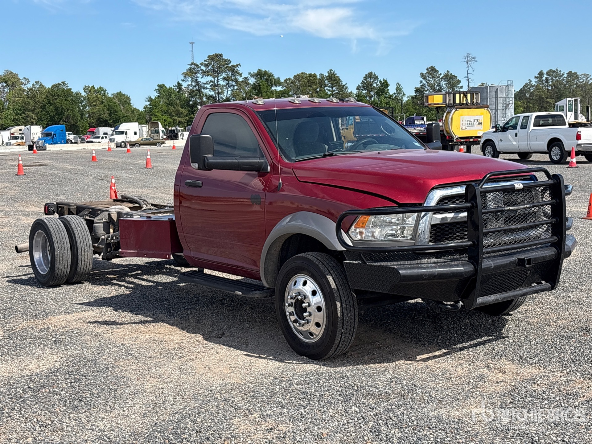 General Appearance with Picture, Right Front Corner