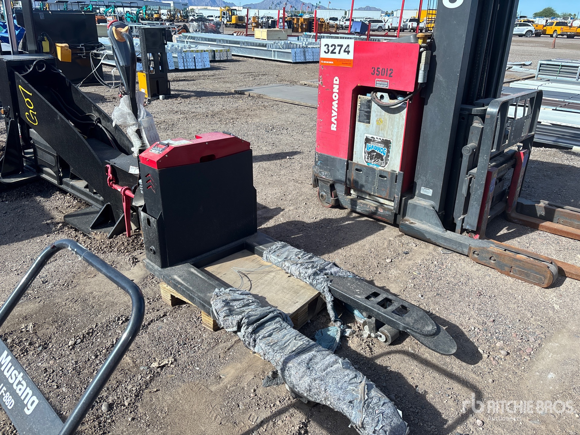 General Appearance with Picture, Left Front Corner