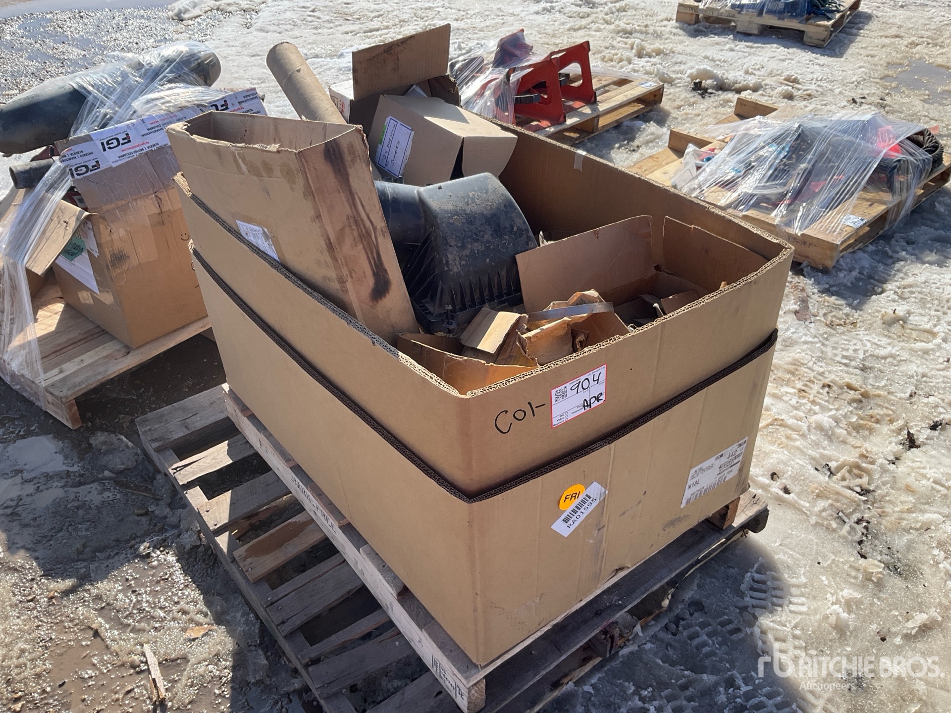 General Appearance with Picture, Right Front Corner