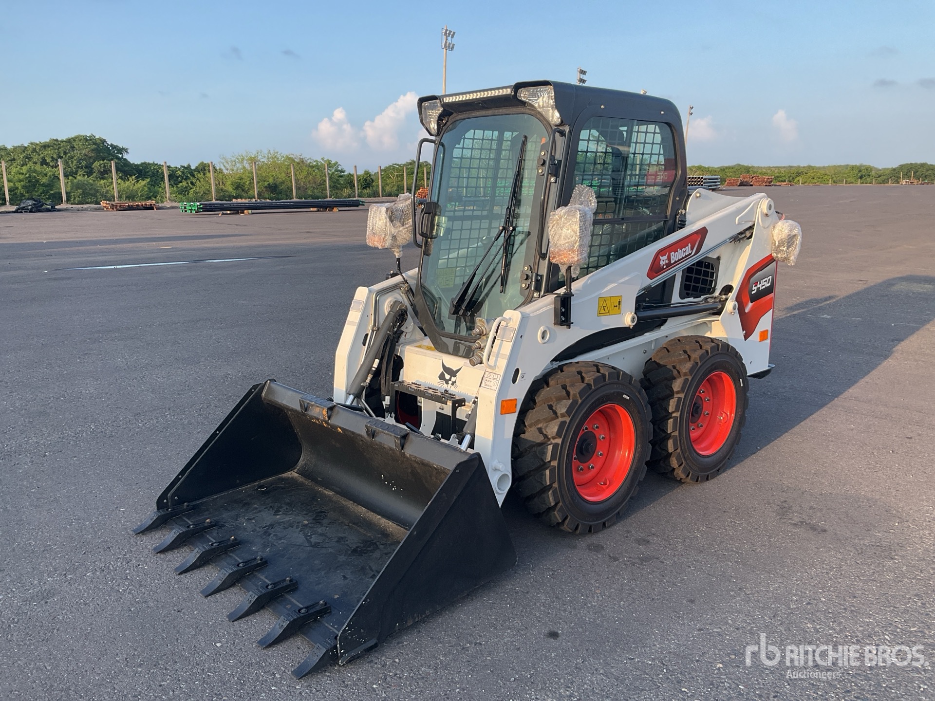 Photo of a 2026 Bobcat S450