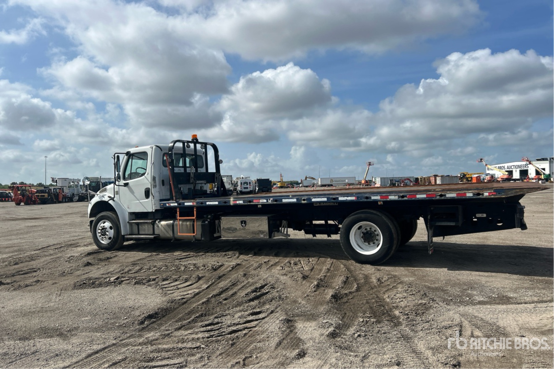 General Appearance with Zdjęcie, lewy dolny róg