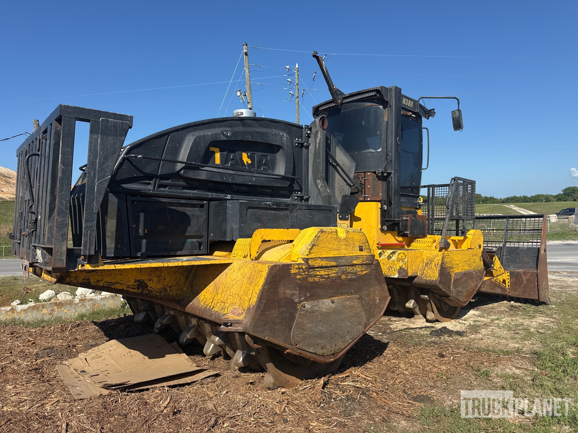 General Appearance - Compactor* with Foto, angolo anteriore sinistro