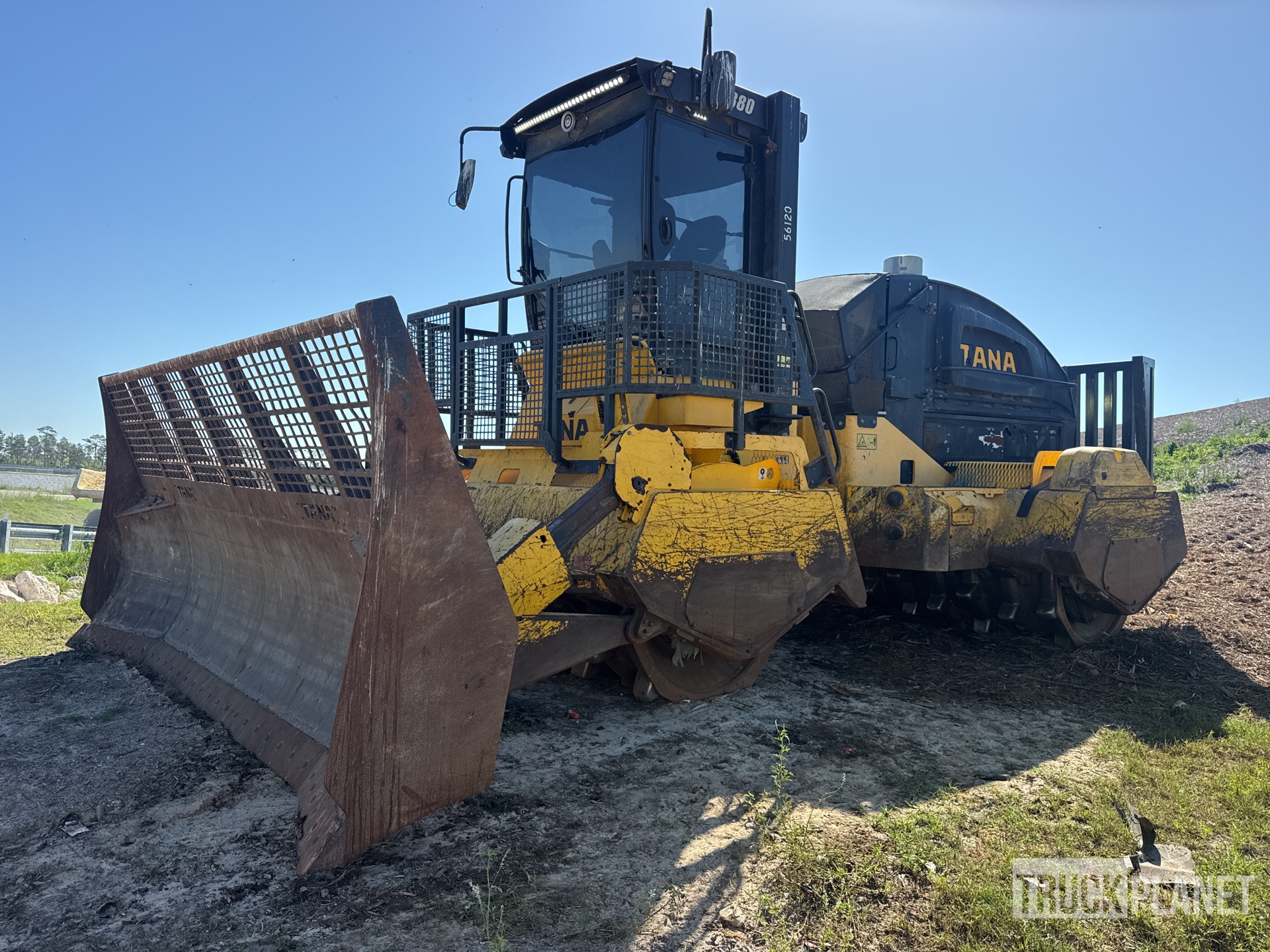 General Appearance - Compactor* with Foto, angolo anteriore sinistro