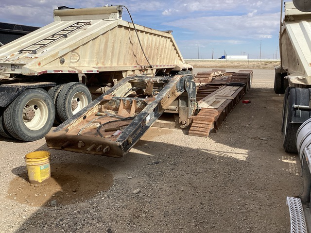 2000 Load King Quad/A Removable Gooseneck Lowboy Trailer