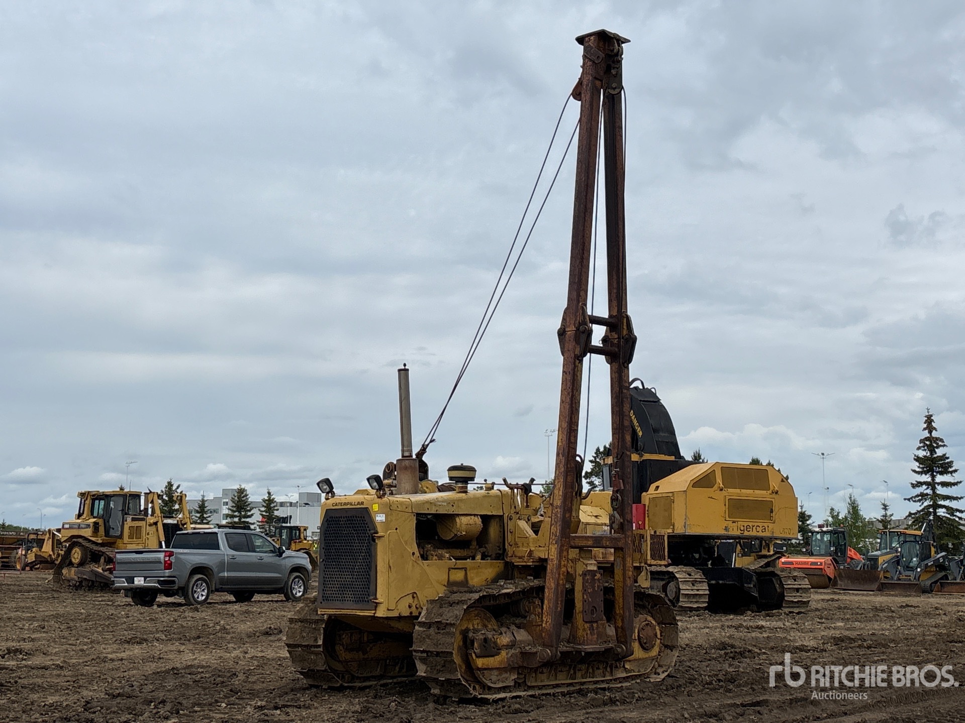 Photo of a 1978 Caterpillar D6D