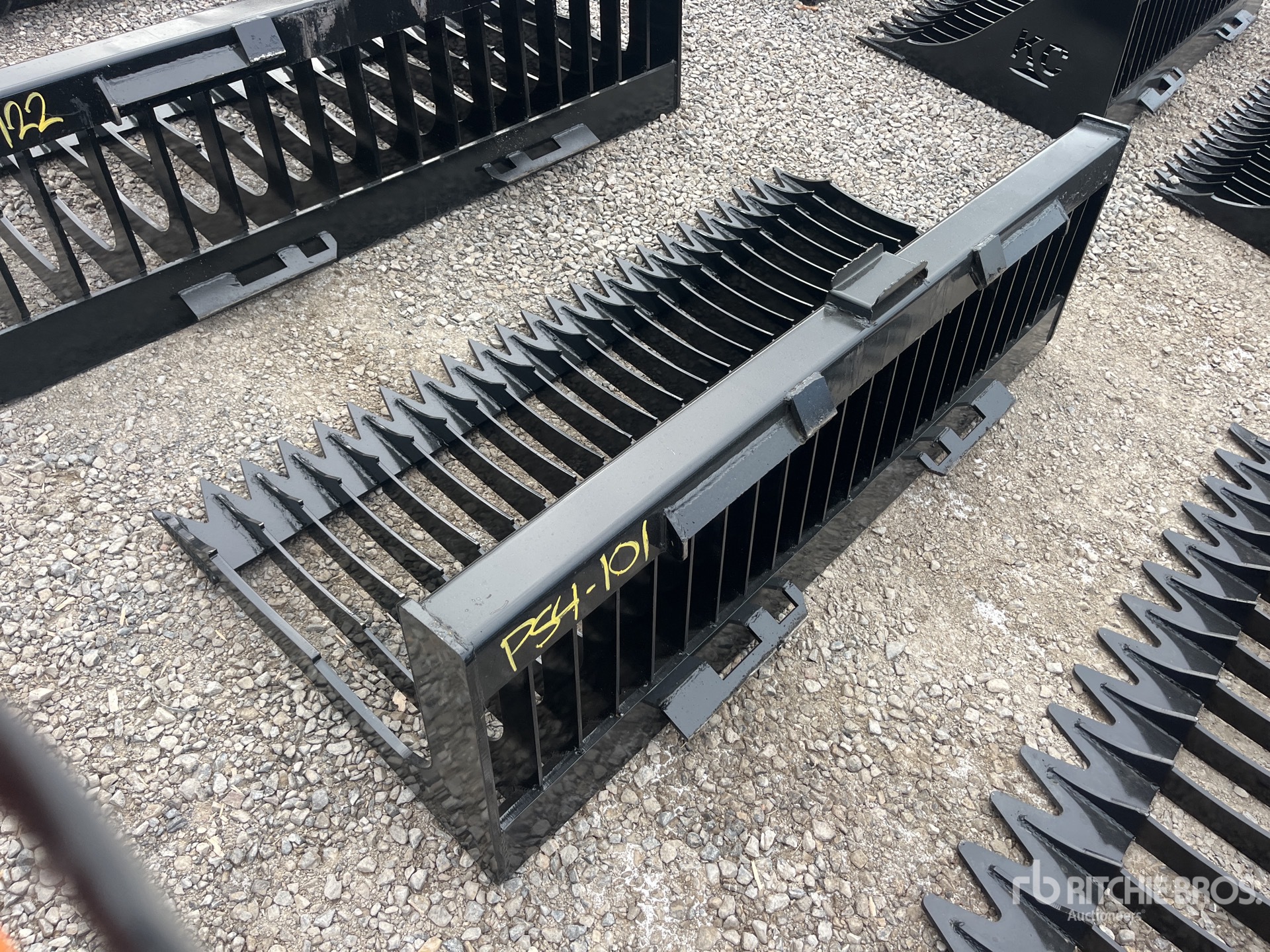 General Appearance with Bild, Ecke hinten links