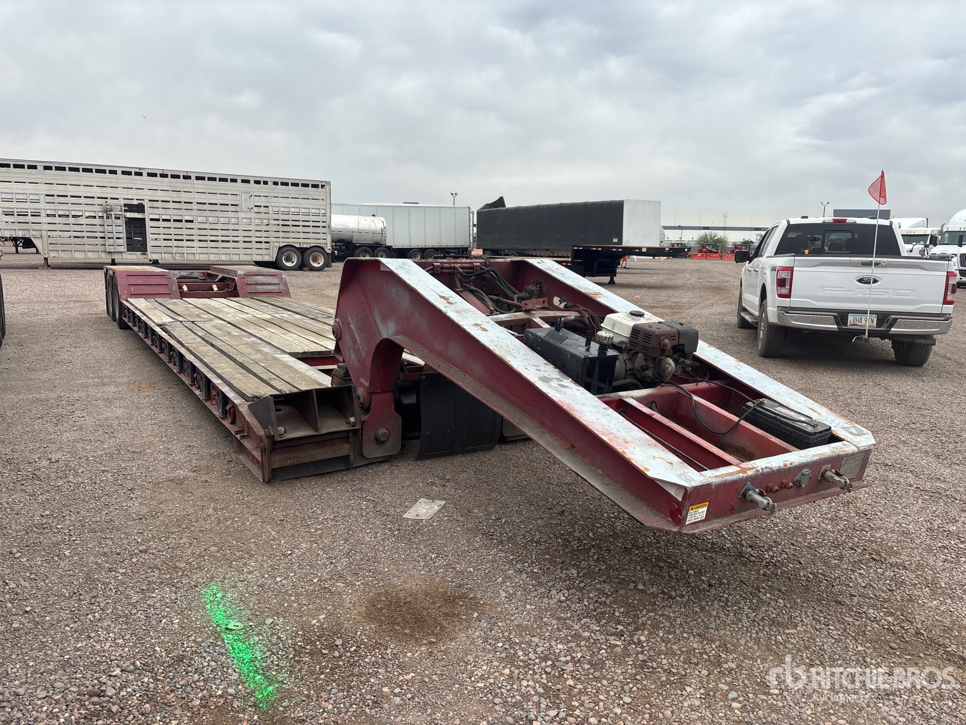 General Appearance with Image, coin avant droit