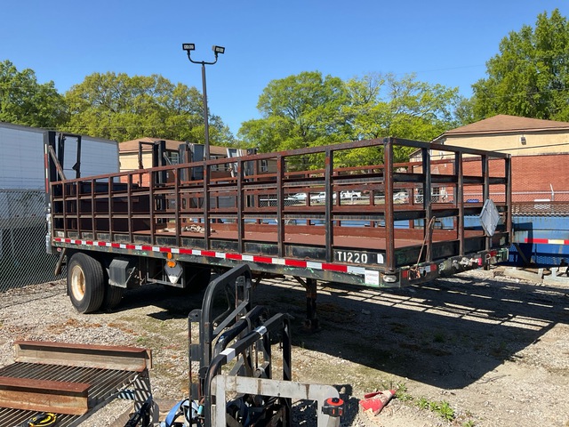 1991 Utility Trailer Manufacturer 24 ft S/A Utility Trailer