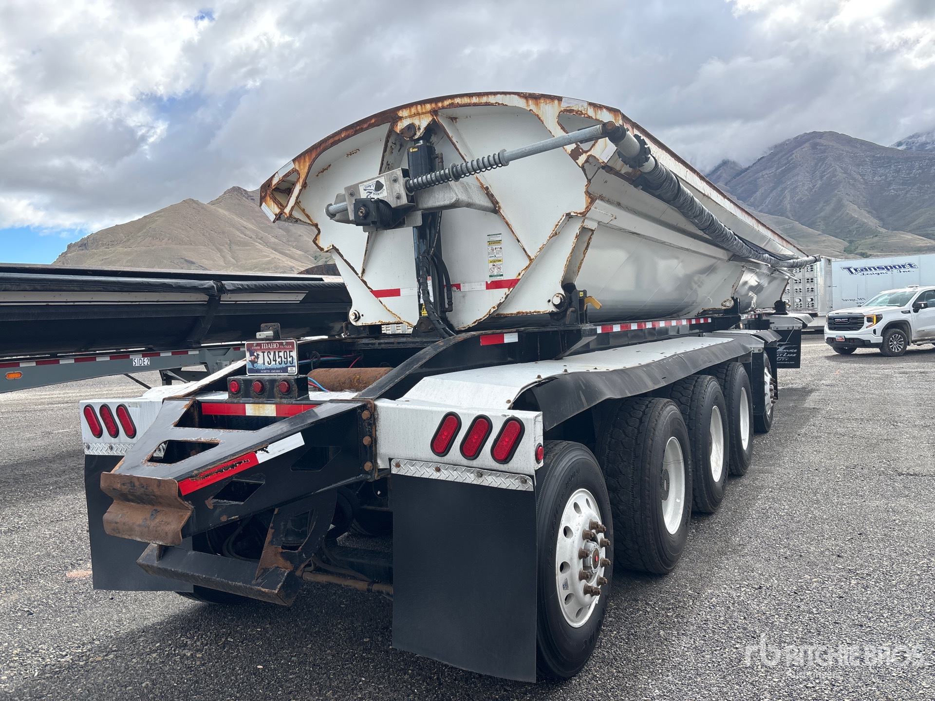 General Appearance with Image, coin arrière droit