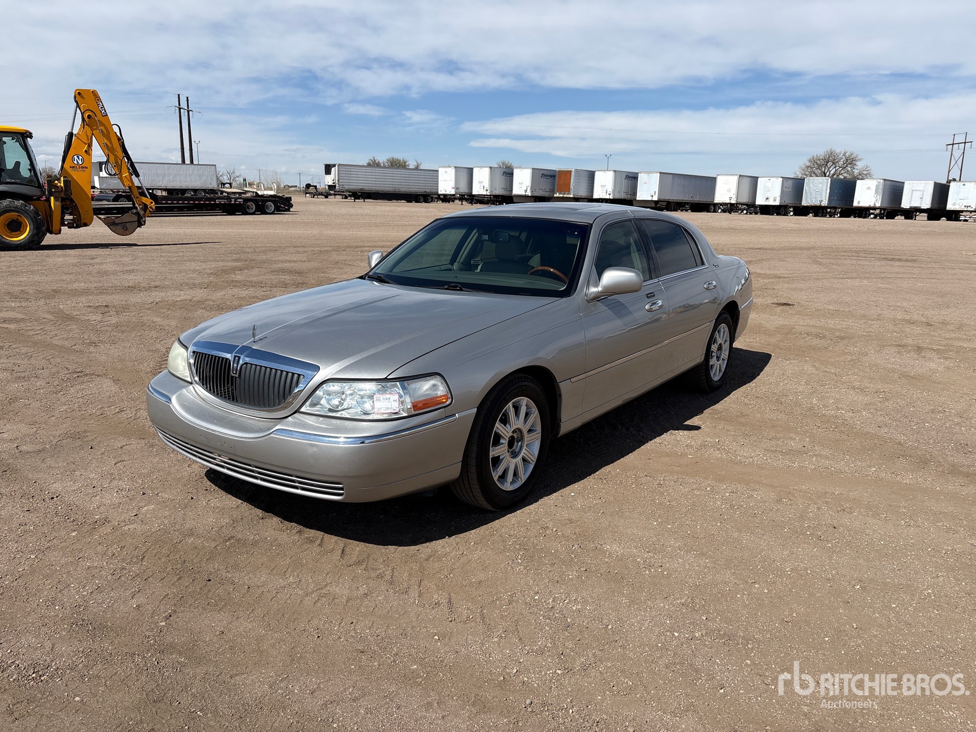 General Appearance with Imagen: esquina delantera izquierda