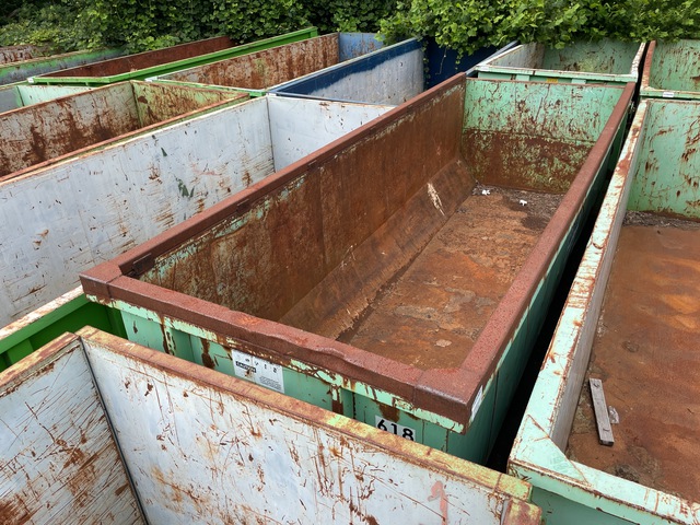 22 ft Roll-Off Container