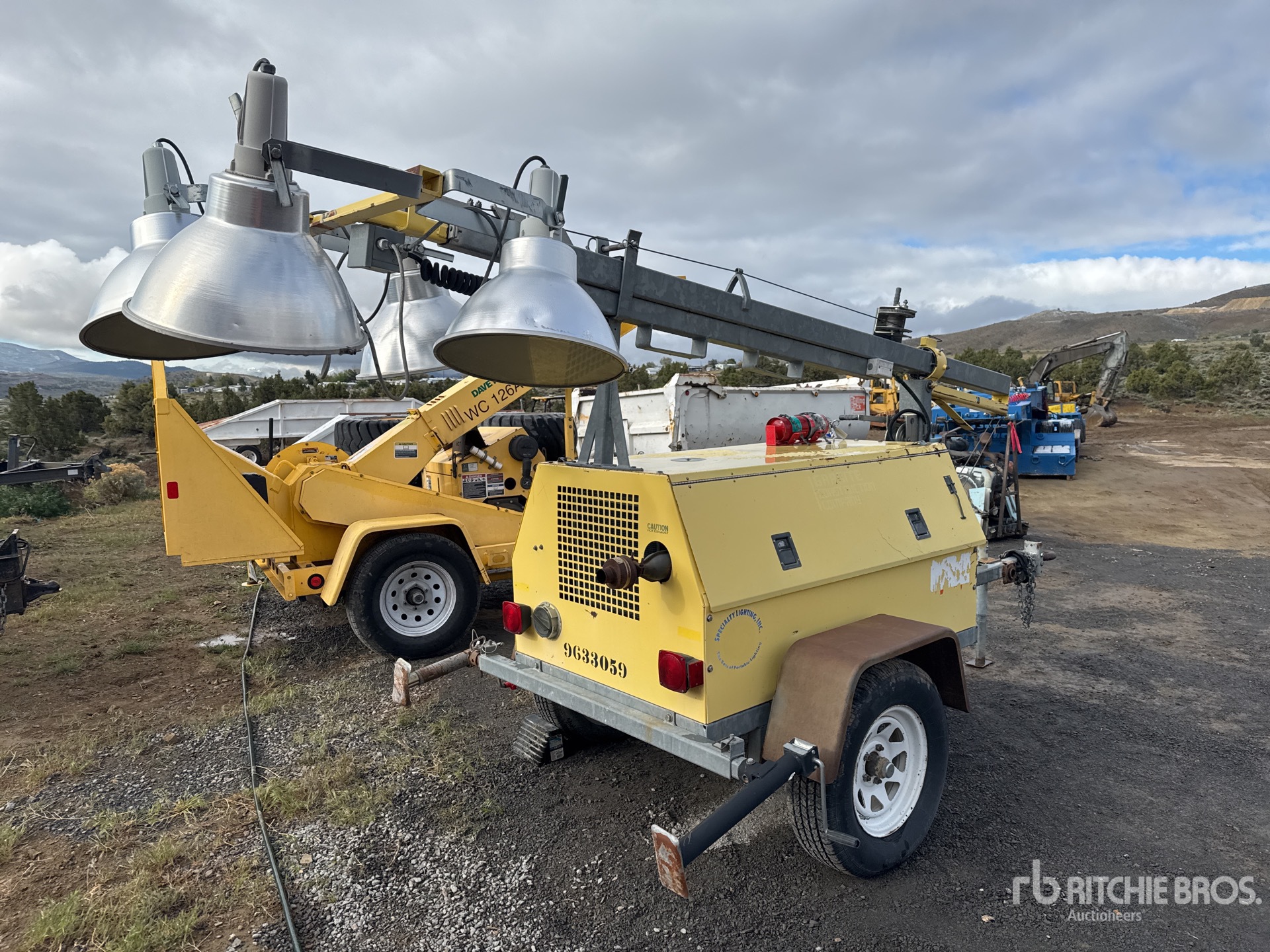 Aspect général with Image, coin arrière droit
