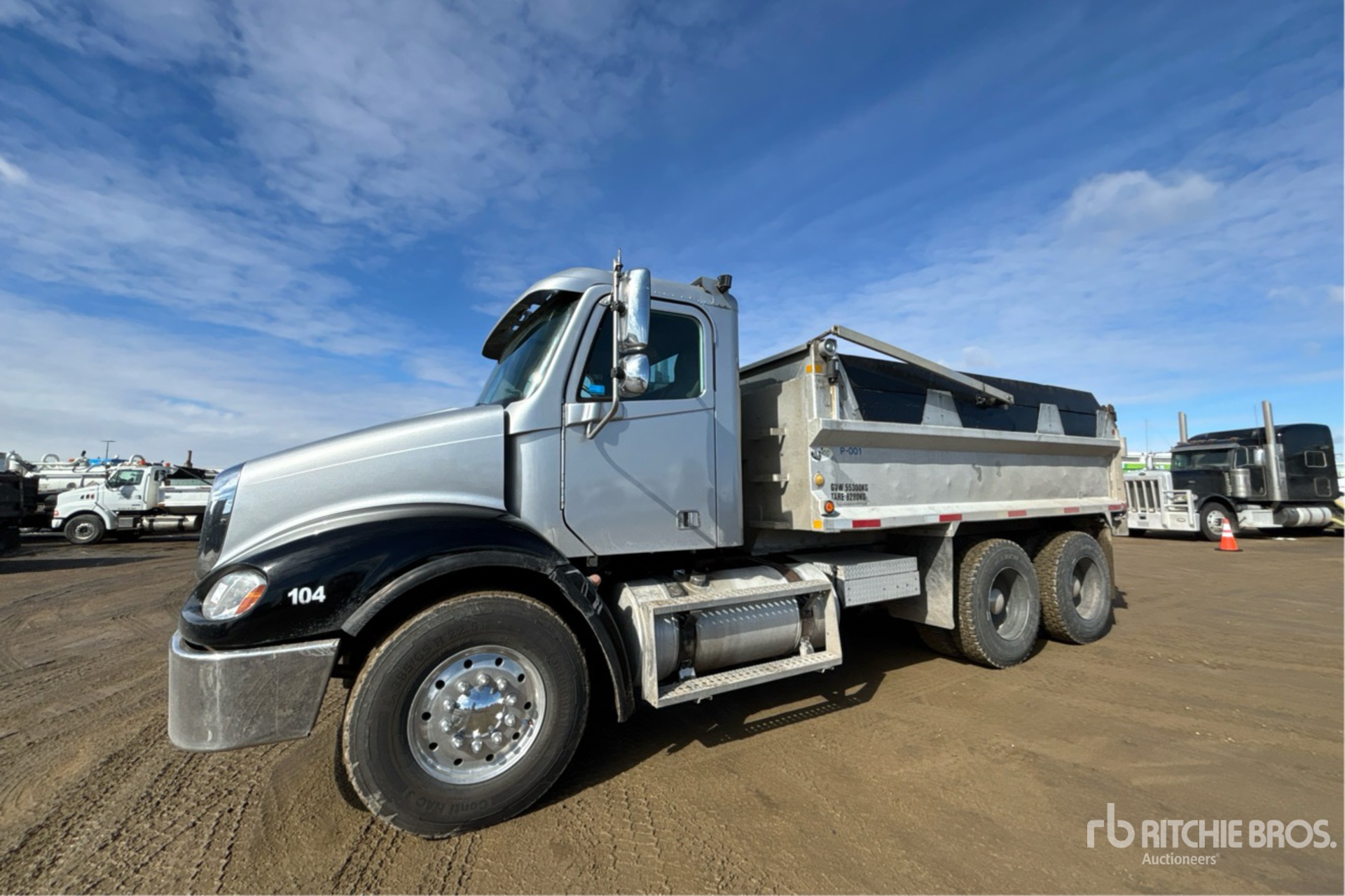 General Appearance with Picture, Left Front Corner