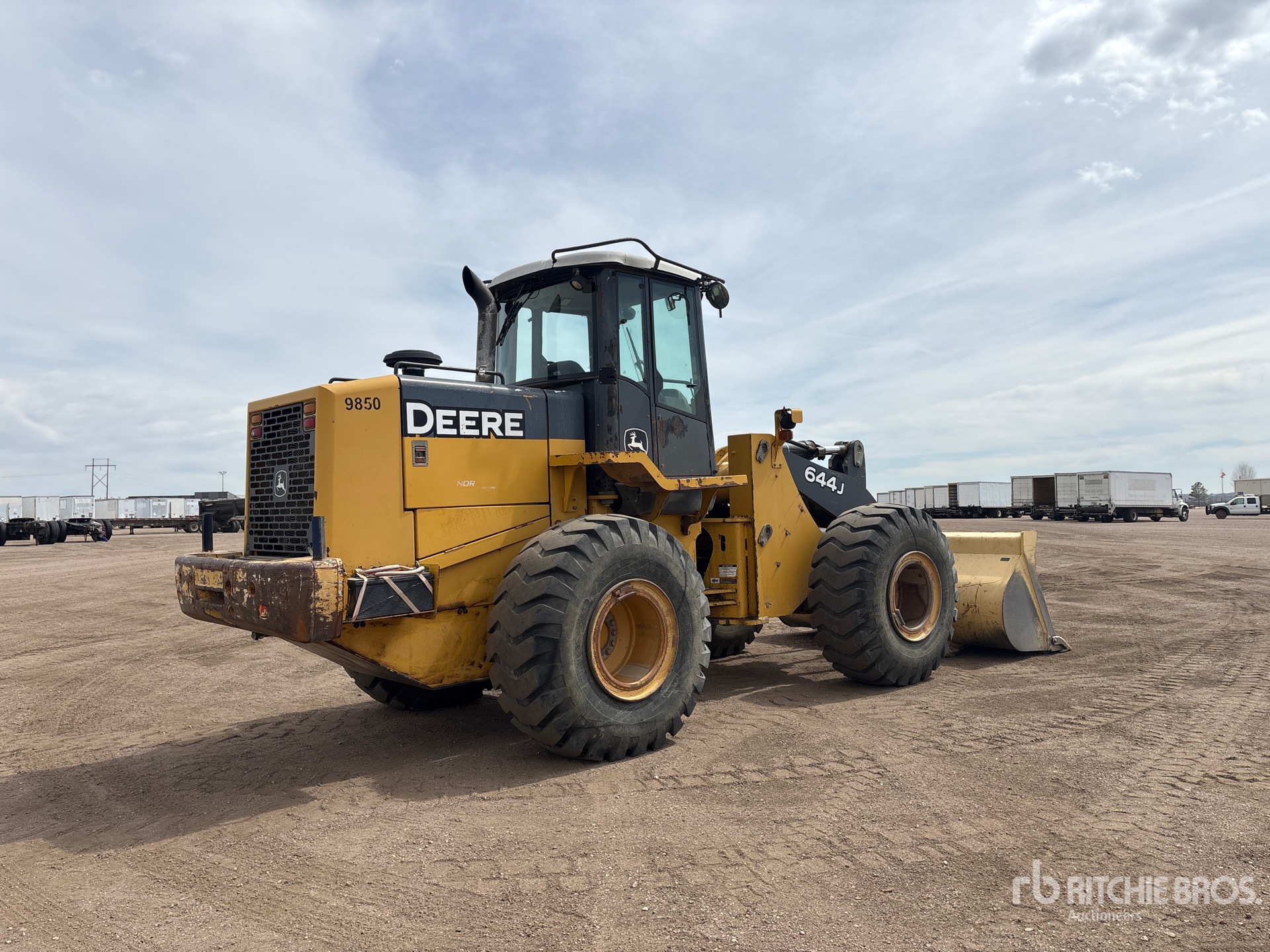 General Appearance with Picture, Right Rear Corner