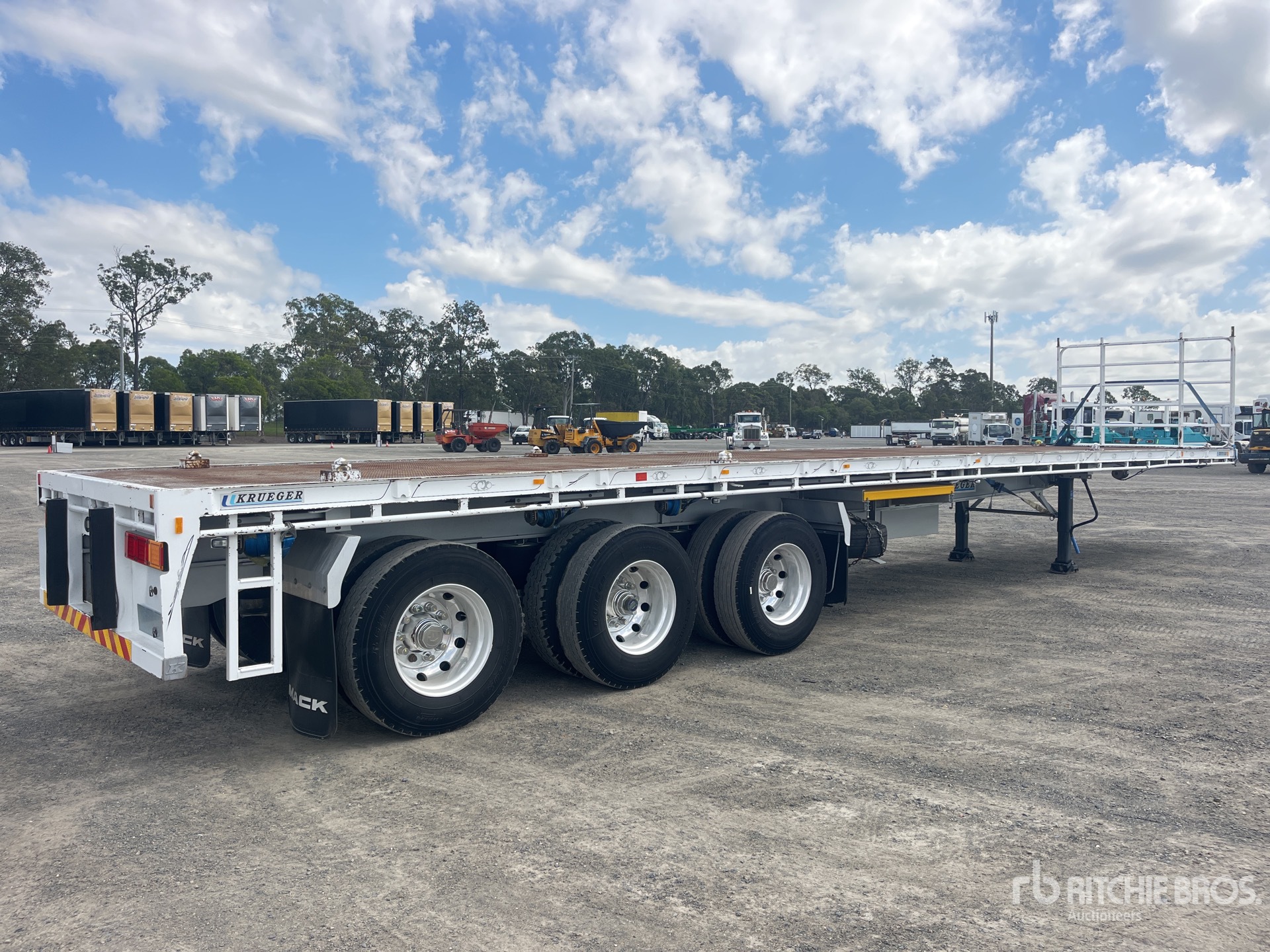 General Appearance with Zdjęcie, lewy dolny róg