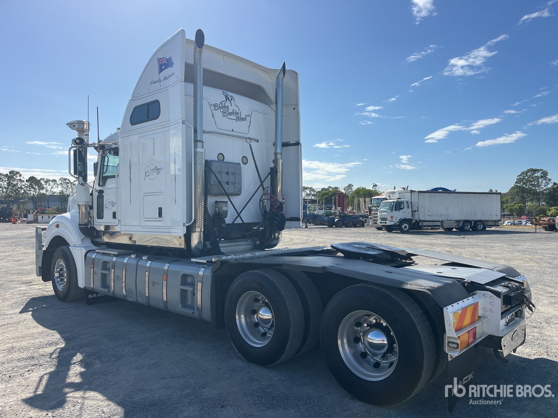 General Appearance with Picture, Right Rear Corner