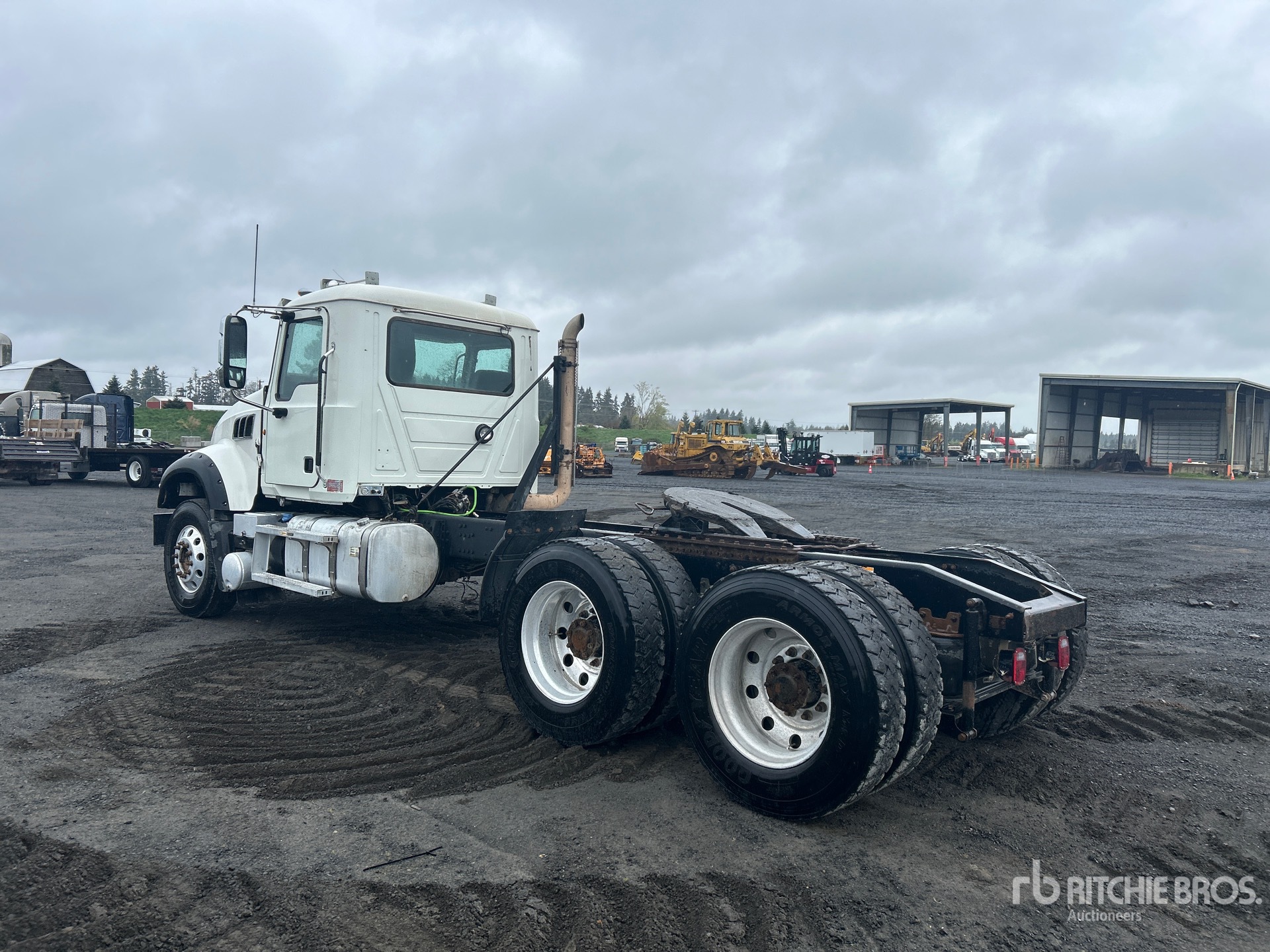 General Appearance with Bild, Ecke hinten links