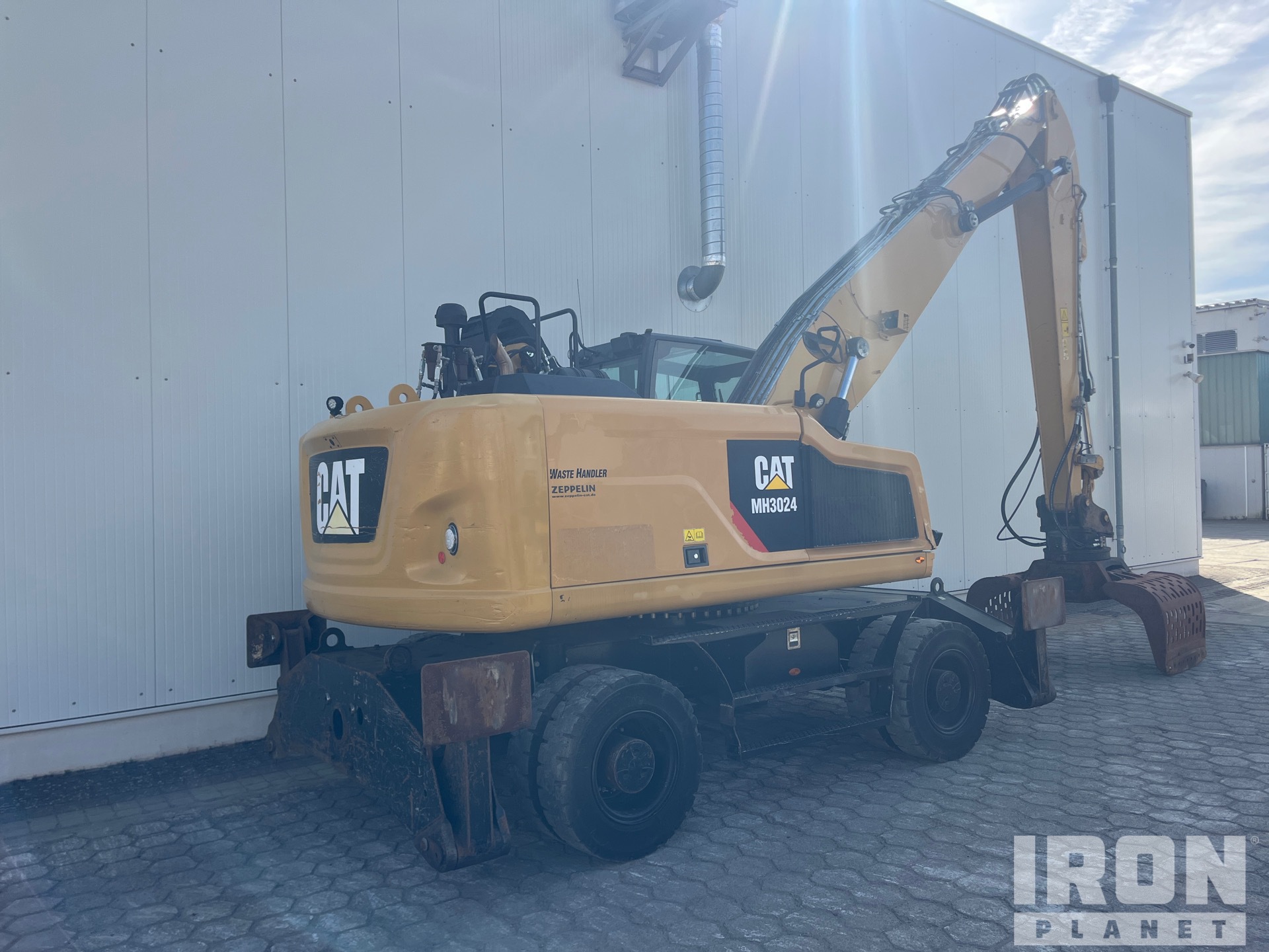 General Appearance with Zdjęcie, prawy dolny róg