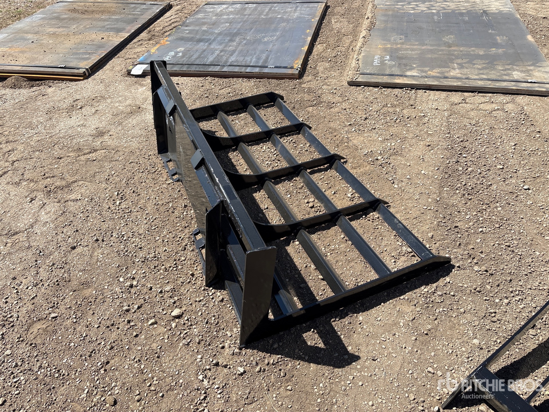 General Appearance with Bild, Ecke hinten rechts