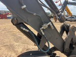 Hydraulics with Auxiliary Hydraulic Plumbing