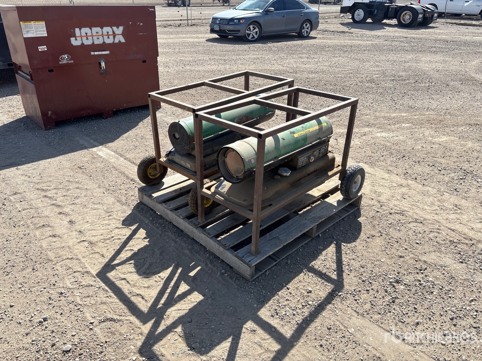 Aspect général with Image, coin arrière droit