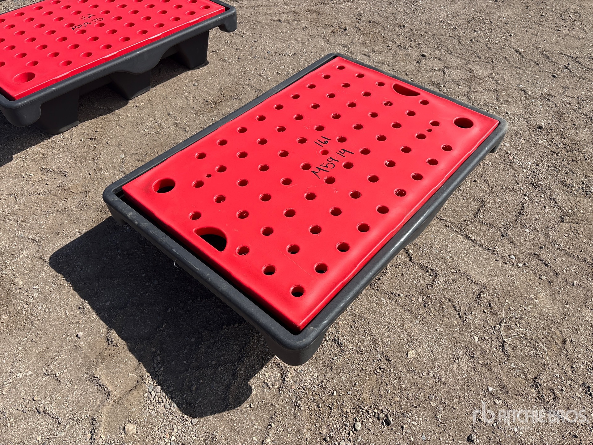 General Appearance with Bild, Ecke vorne rechts