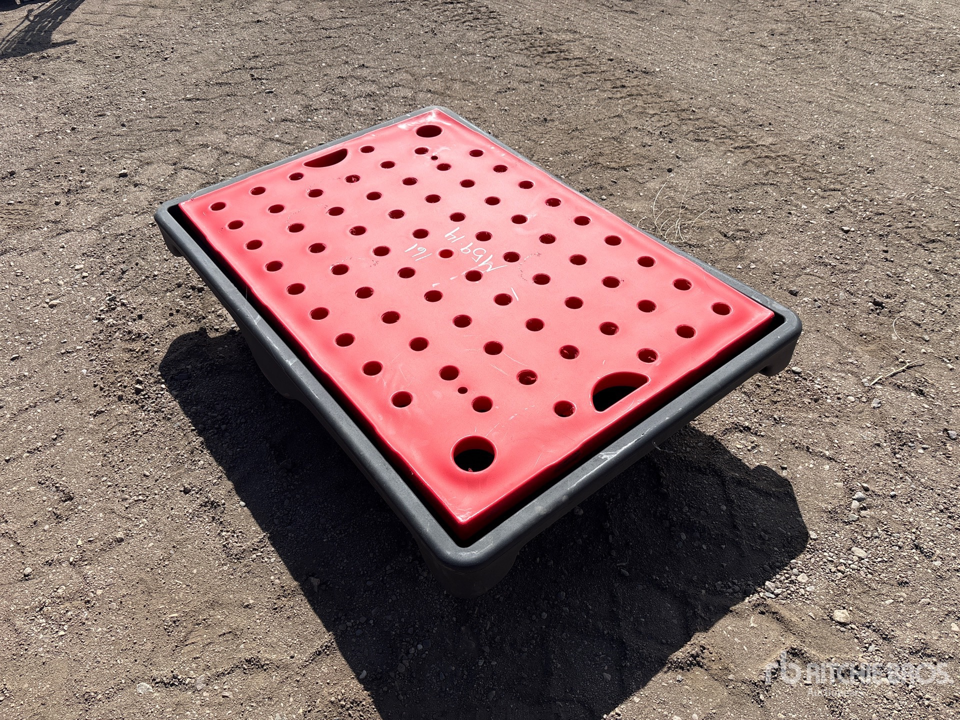 General Appearance with Bild, Ecke vorne links