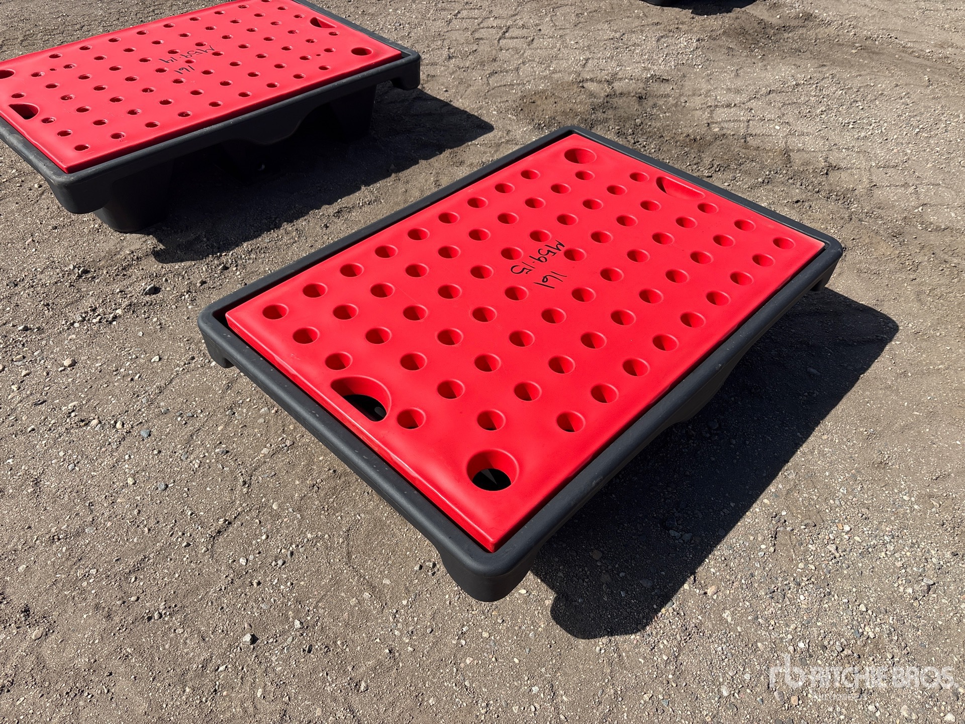 General Appearance with Bild, Ecke hinten links