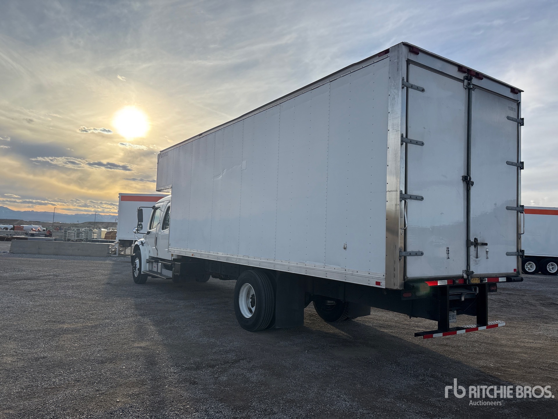 General Appearance with Imagen: esquina trasera izquierda