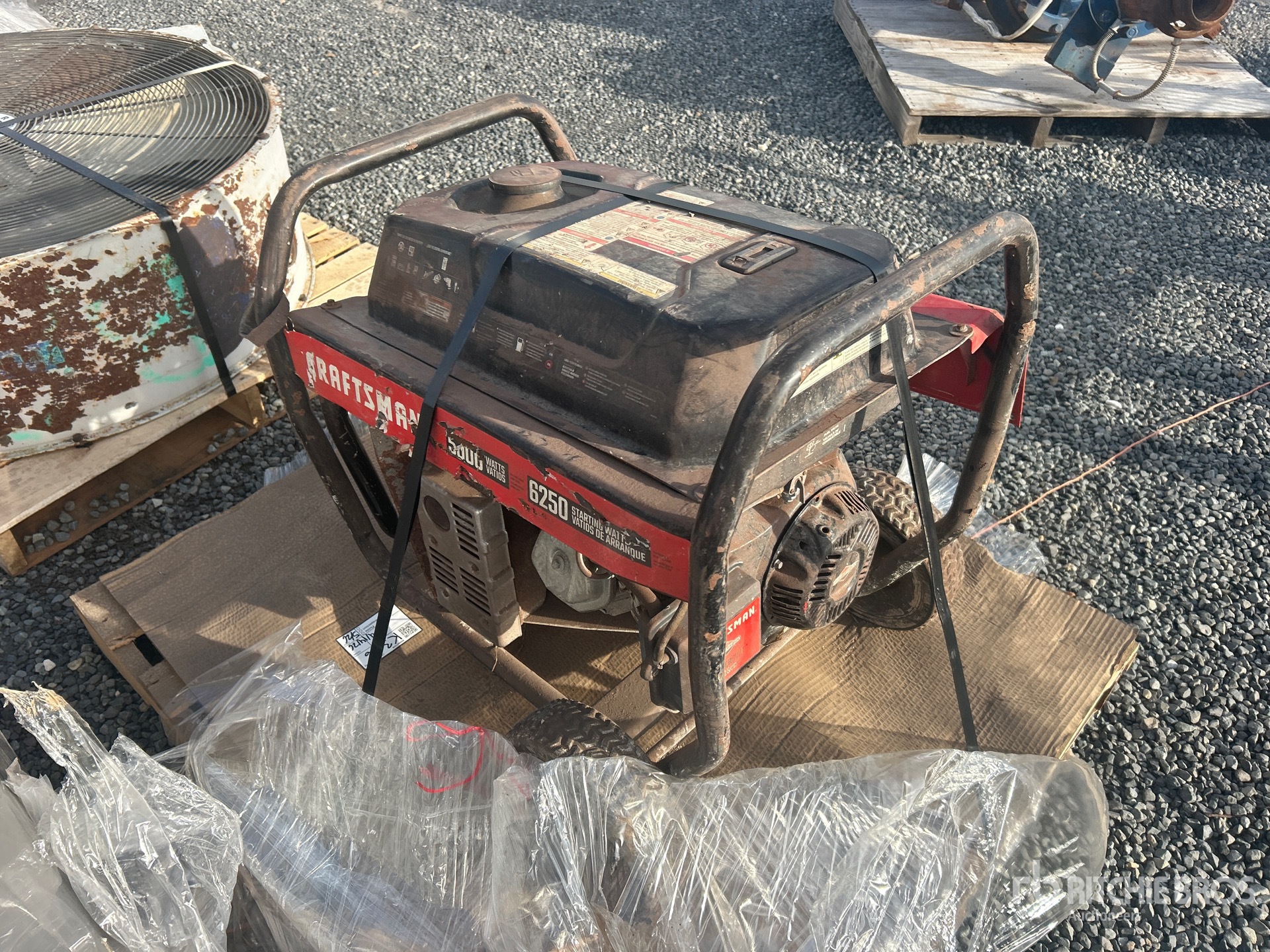 General Appearance with Imagen: esquina trasera izquierda