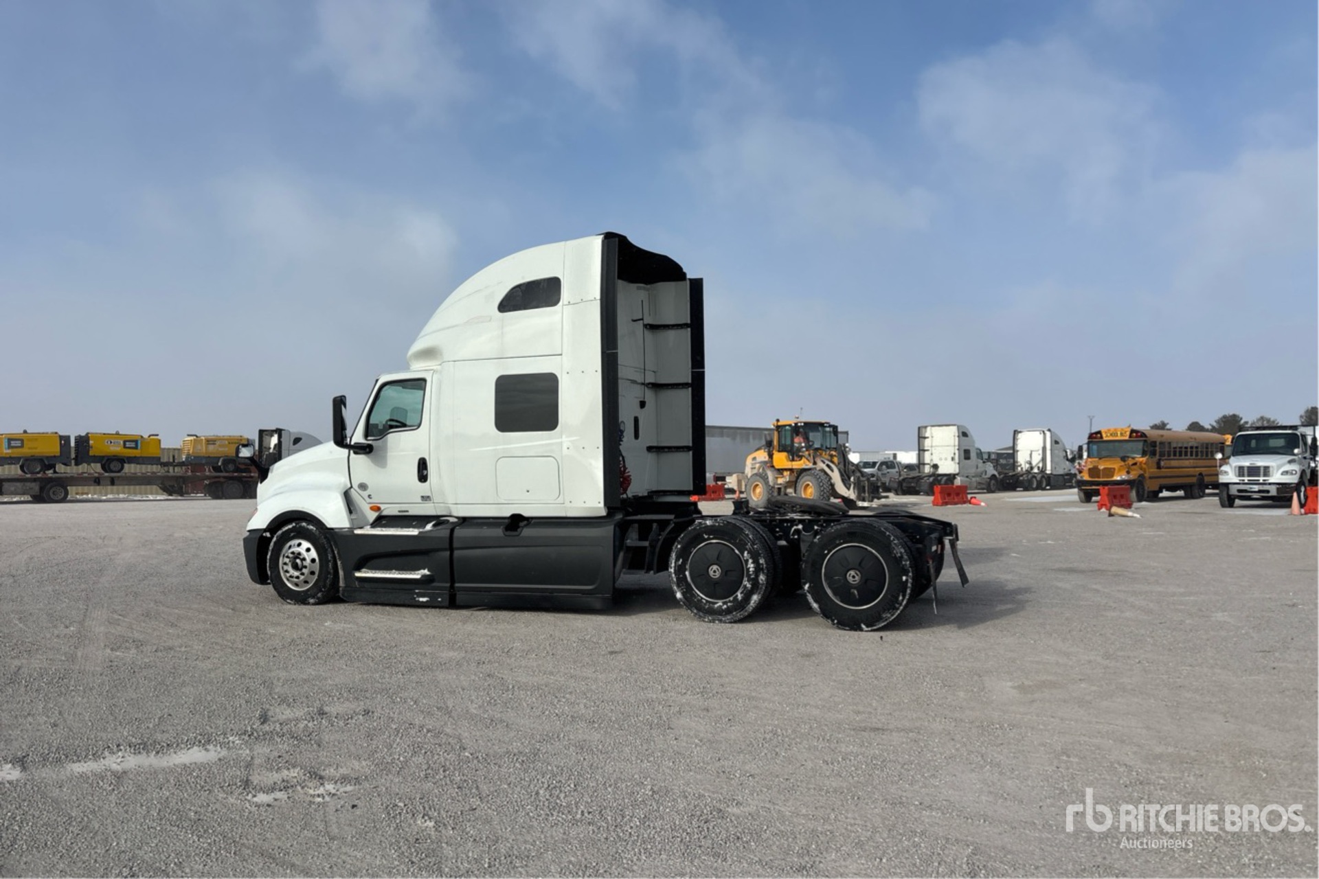 General Appearance with Imagen: esquina trasera izquierda